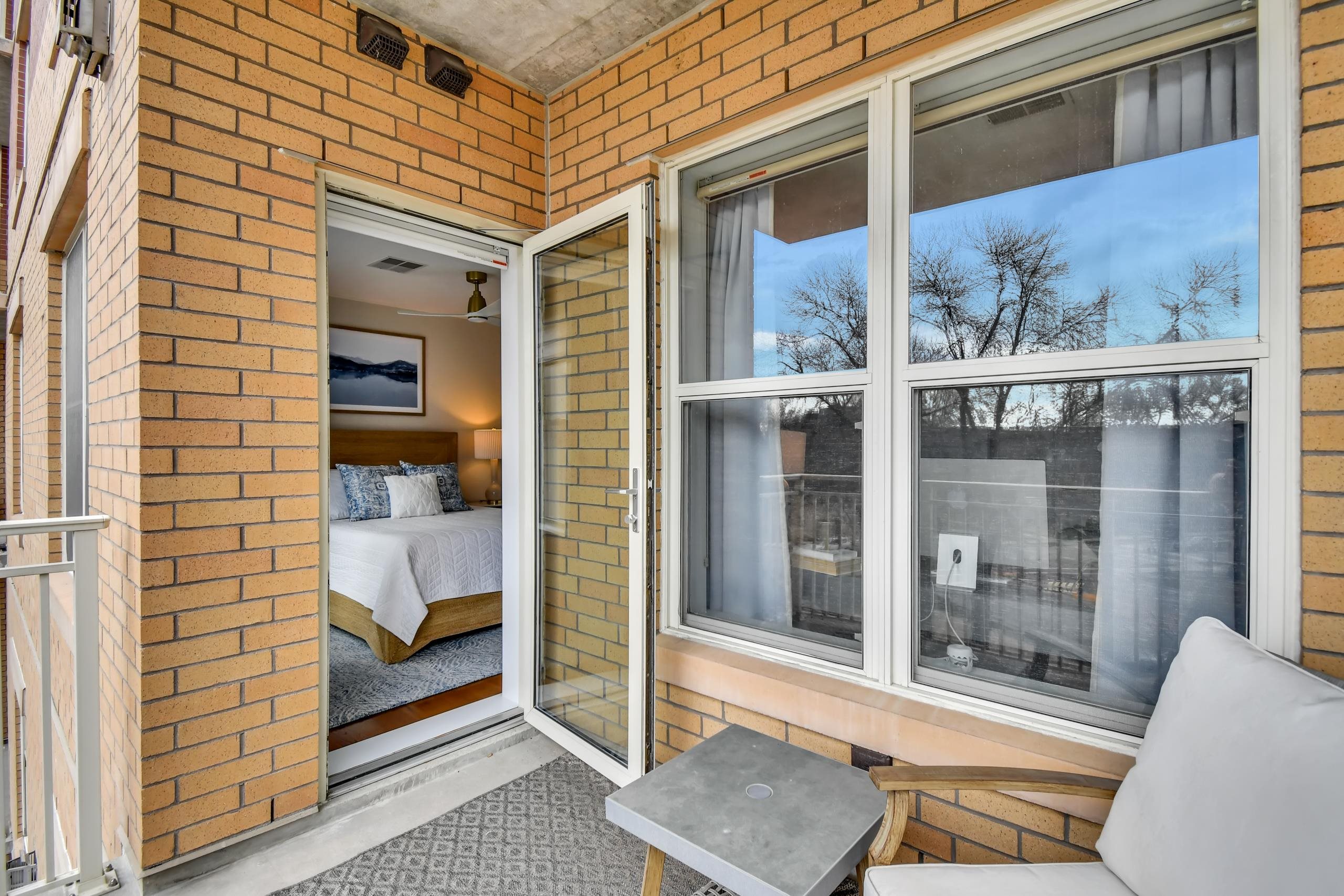 360 W Washington Avenue 202