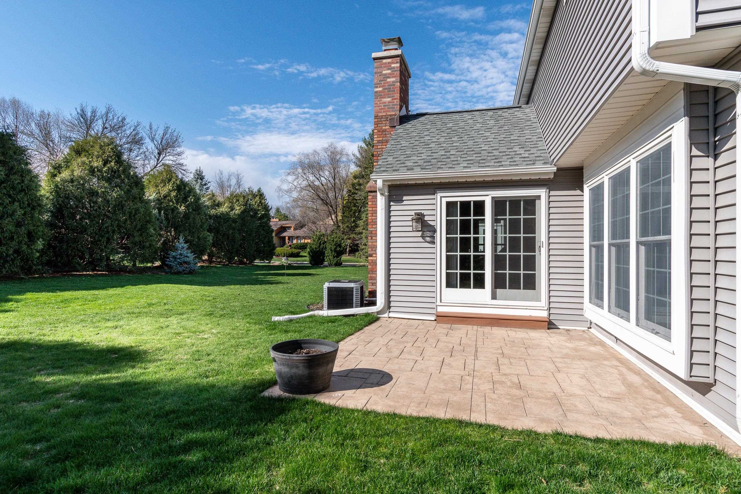 5898 Timber Ridge Trail