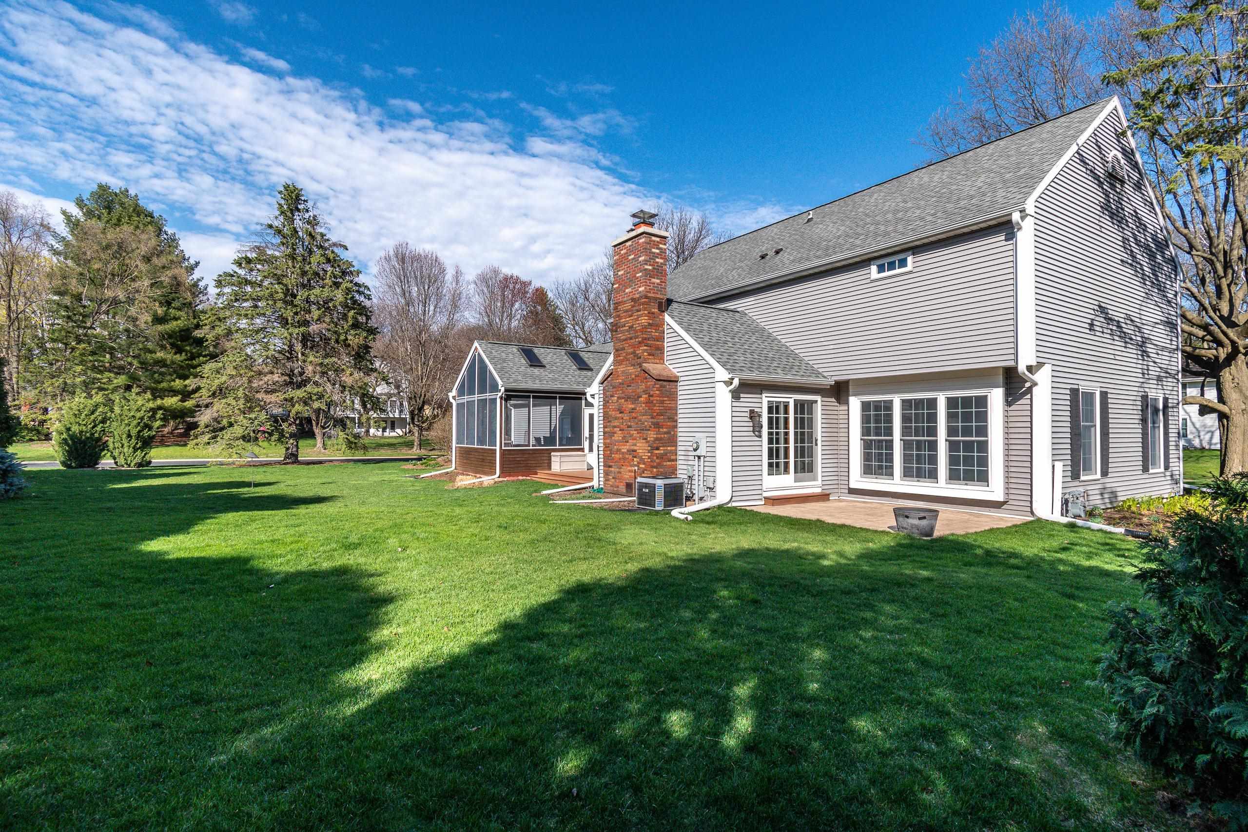 5898 Timber Ridge Trail