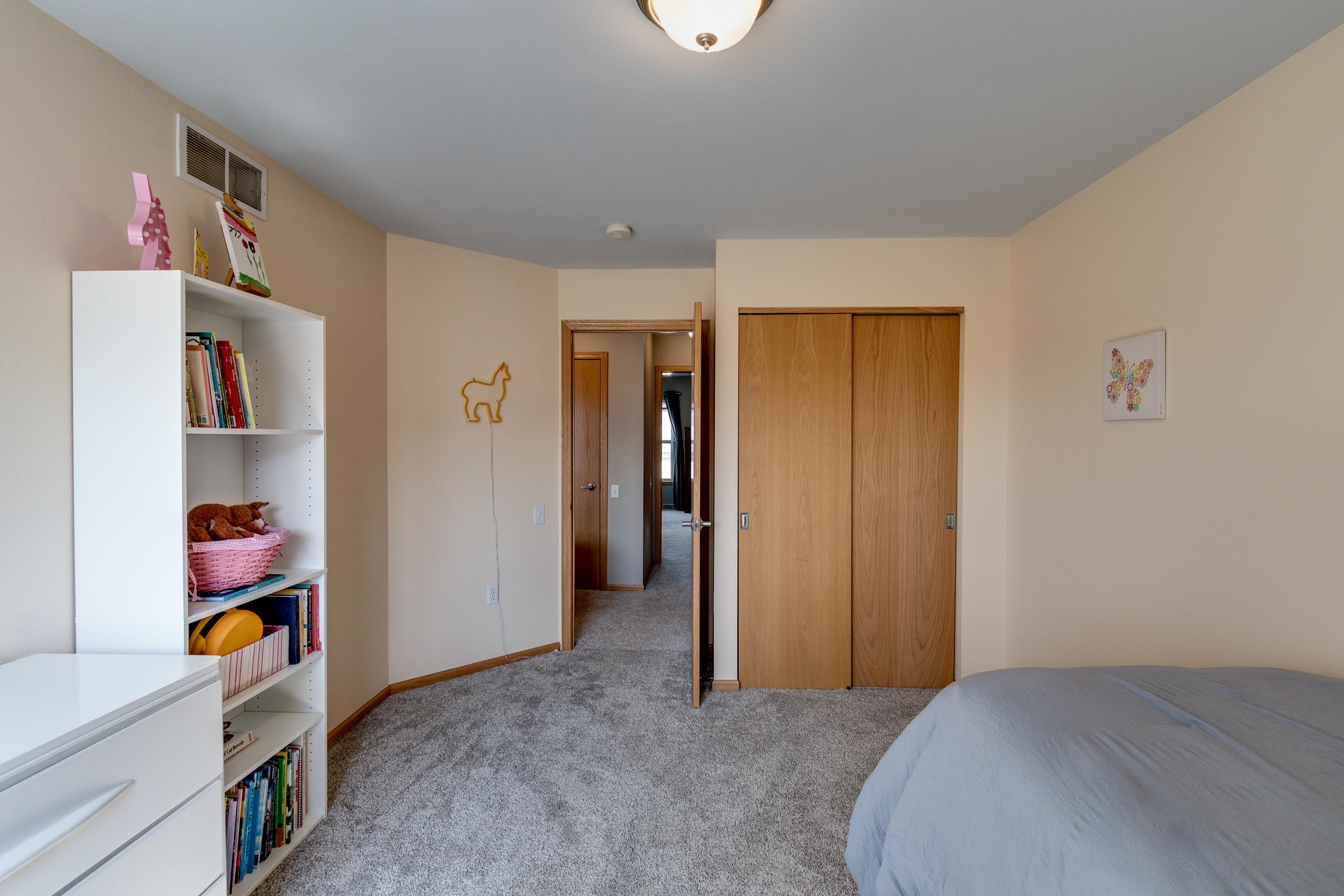 240 S Musket Ridge Drive 3