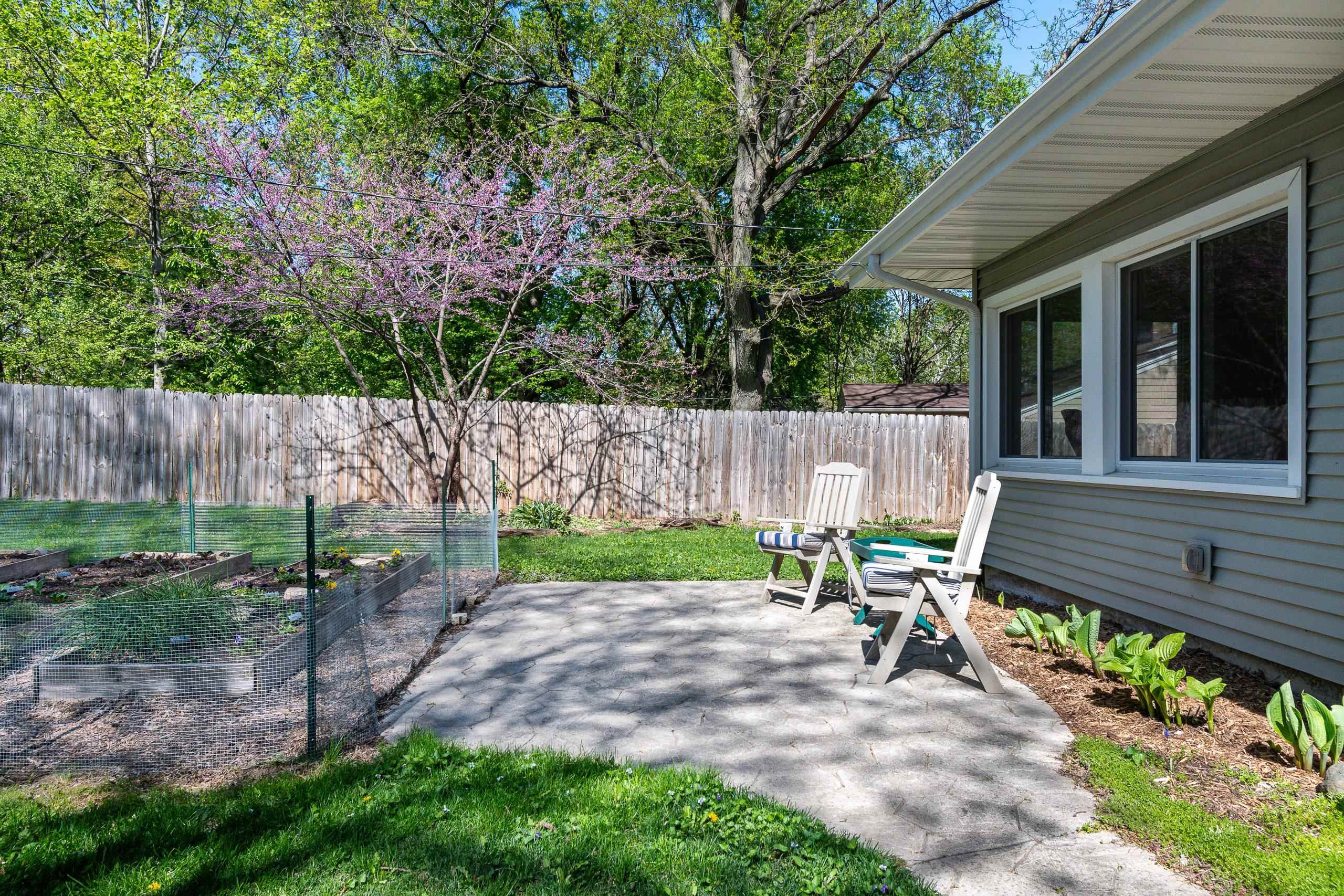 4214 St Clair Street