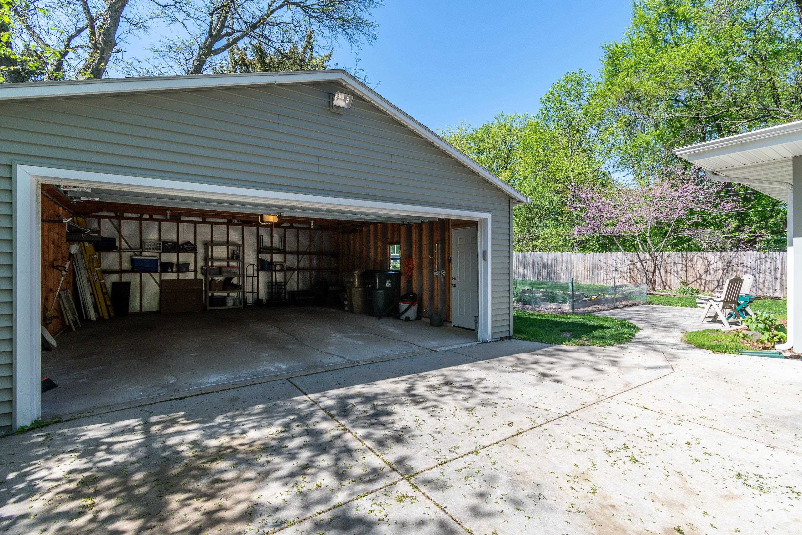 4214 St Clair Street