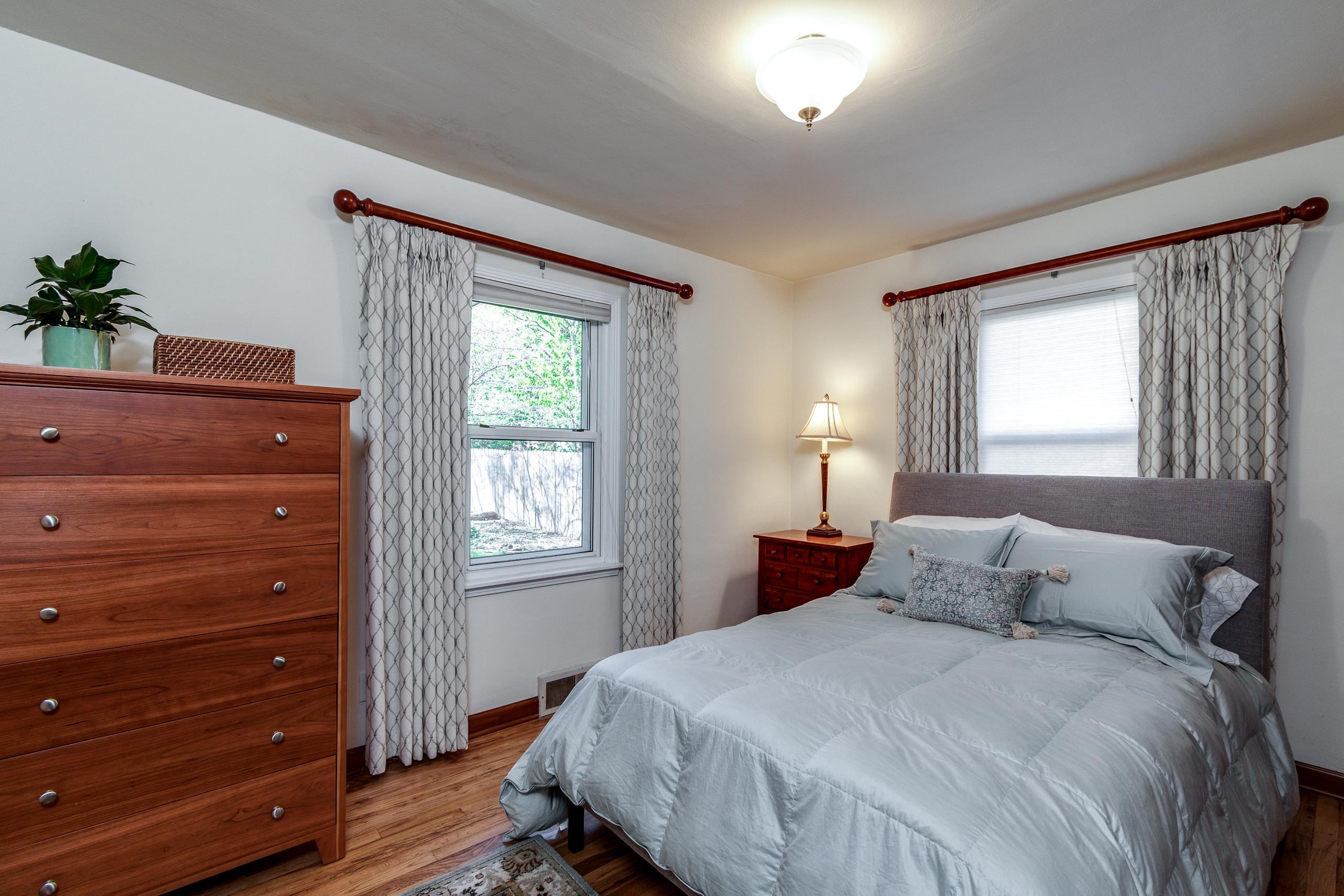 4214 St Clair Street