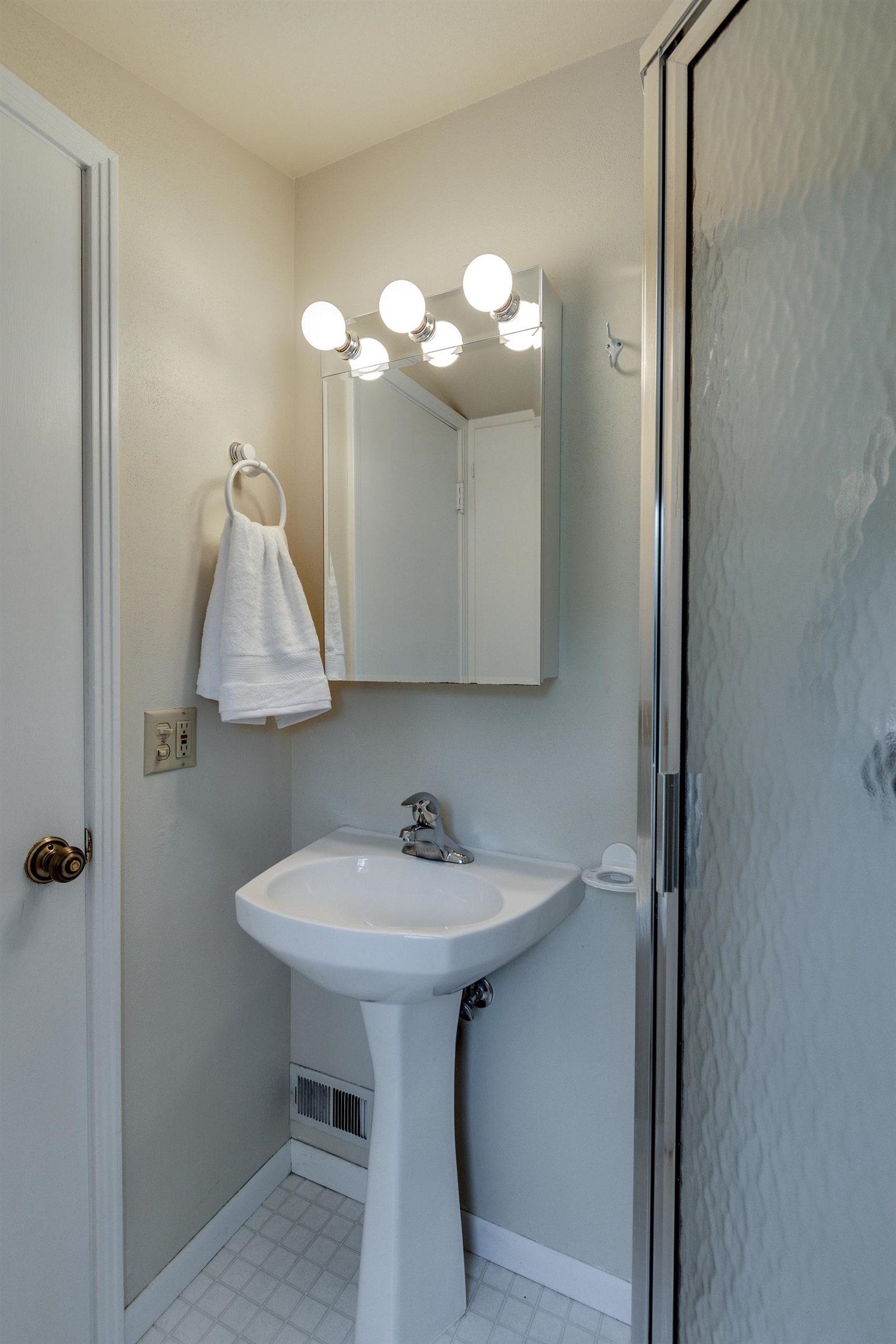 4214 St Clair Street