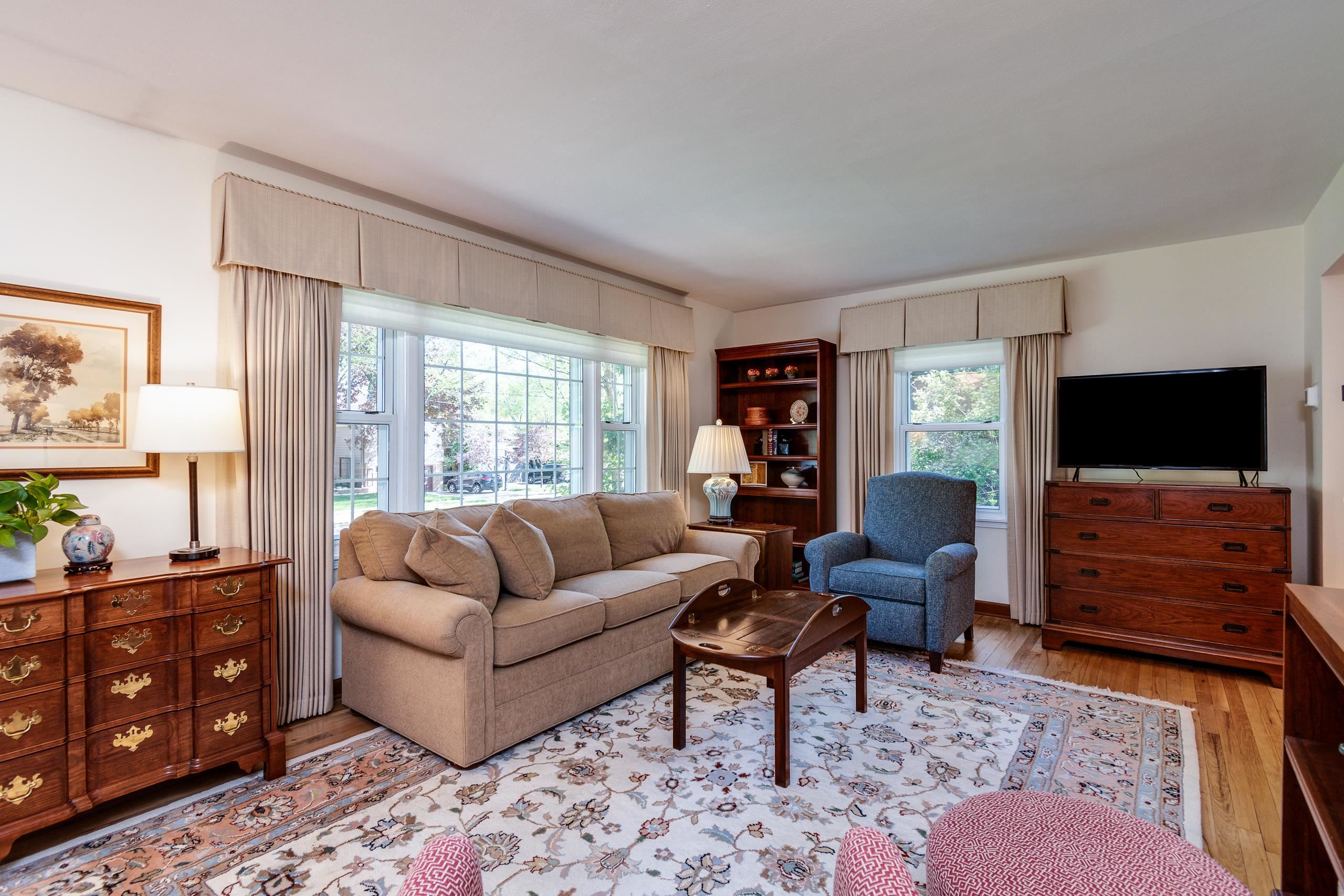 4214 St Clair Street