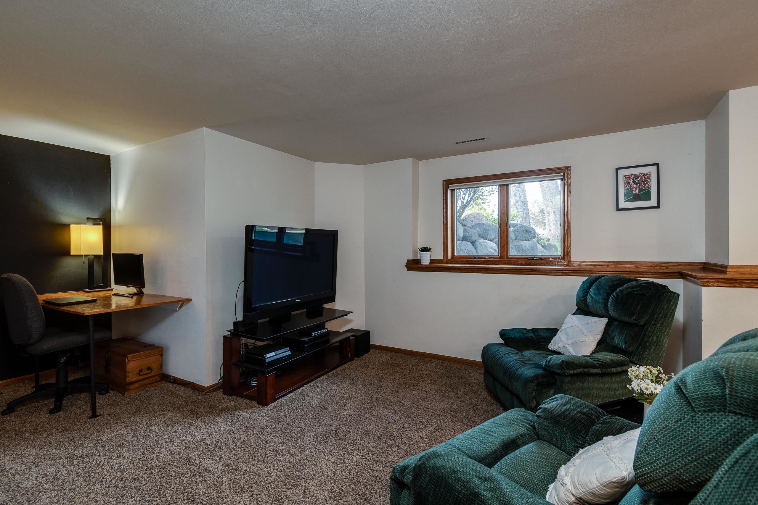 5589 Byrneland Street