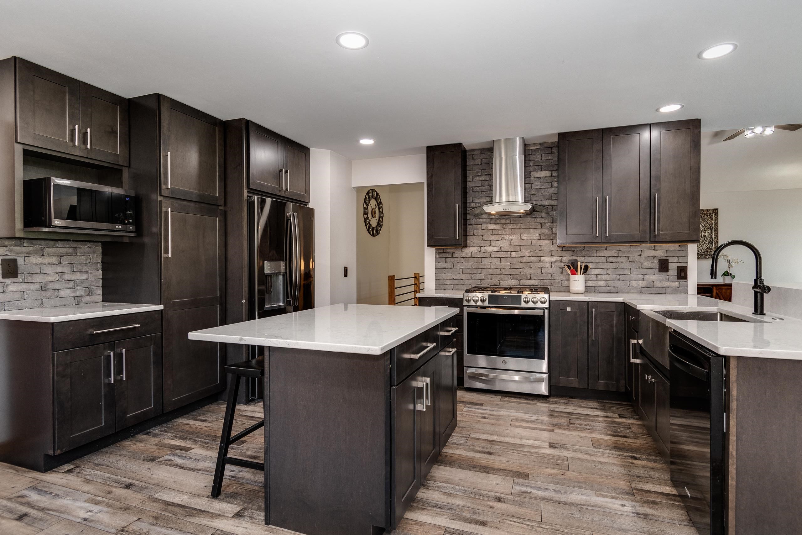 5589 Byrneland Street