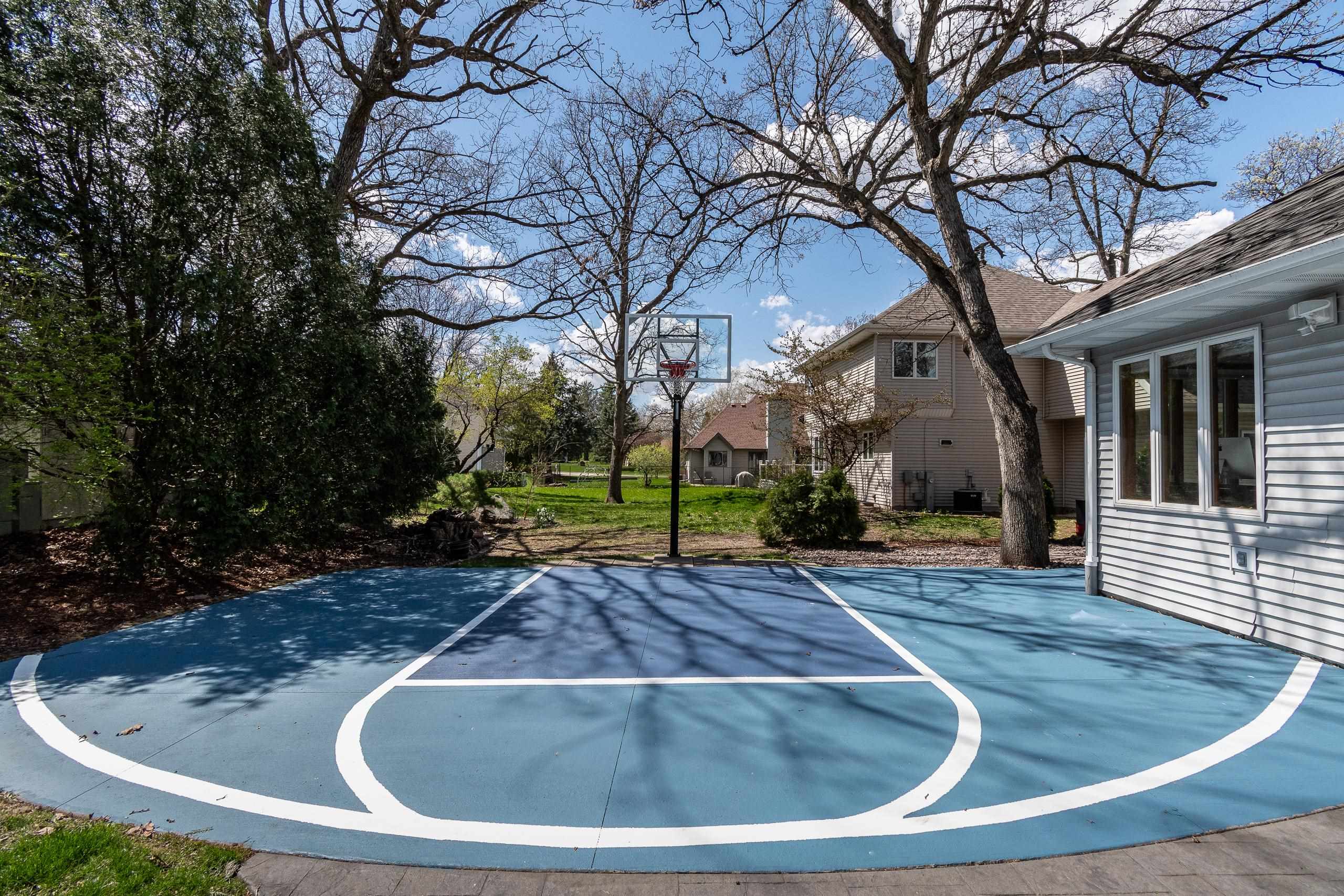 5589 Byrneland Street