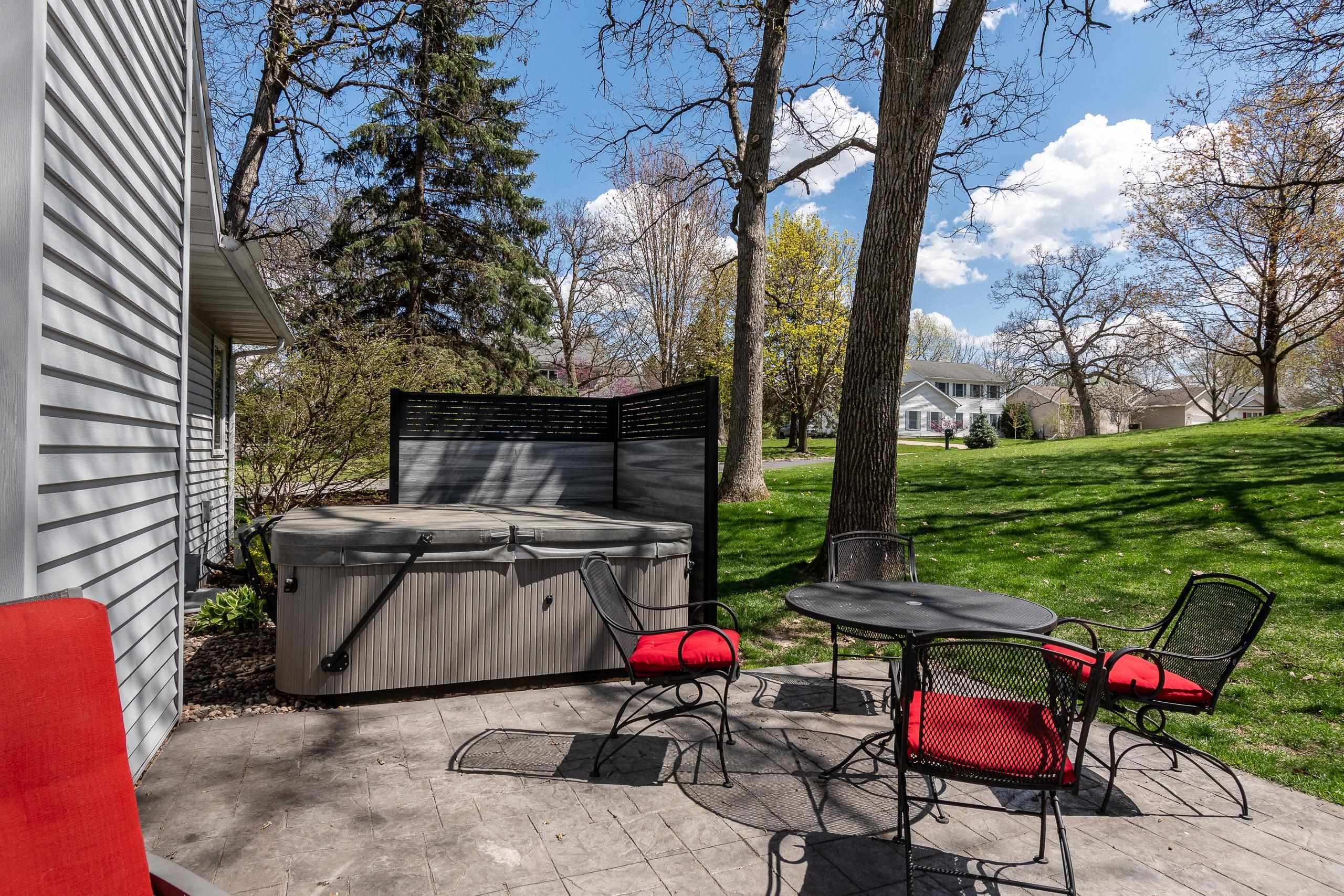 5589 Byrneland Street