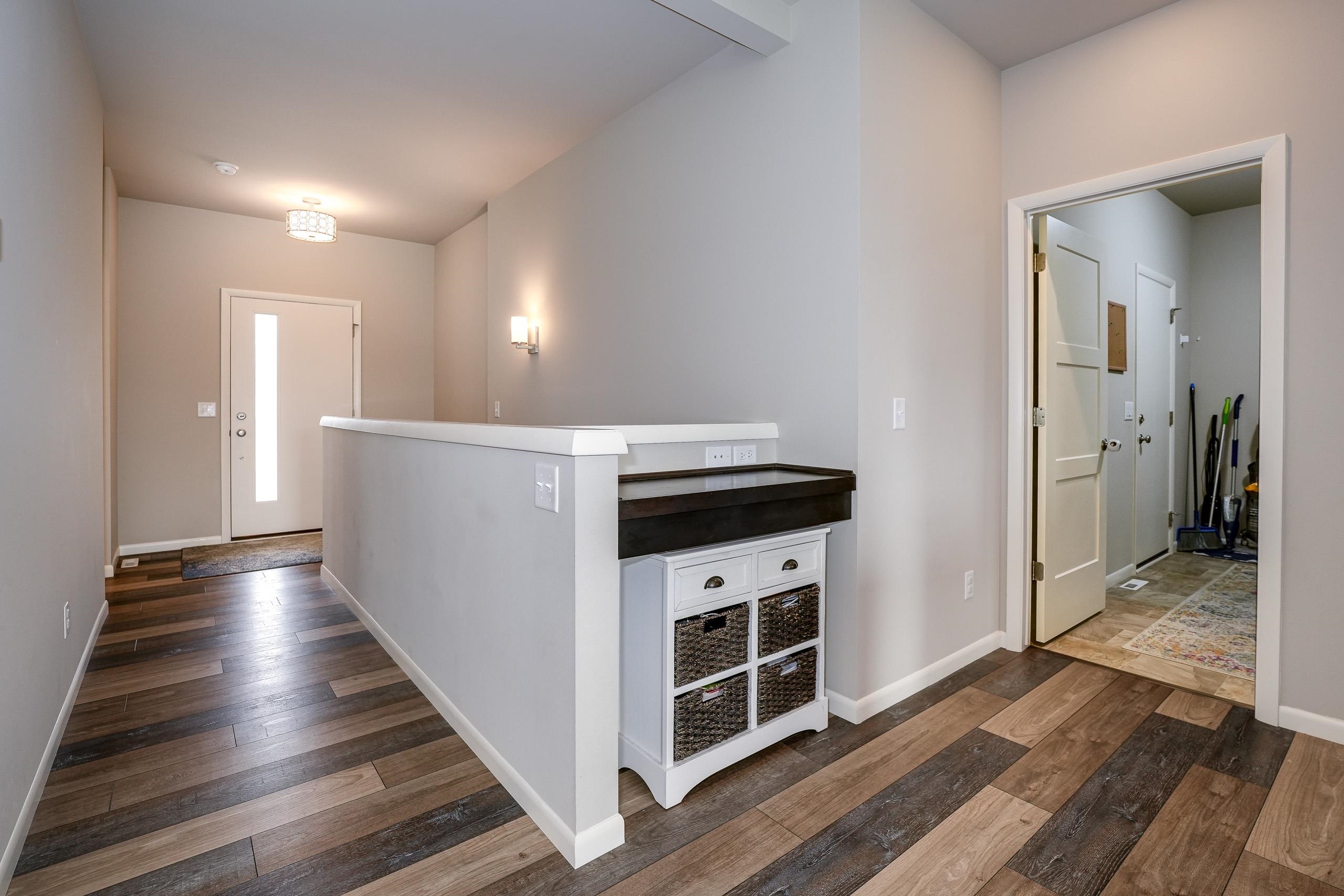 1237 Crane Meadow Way