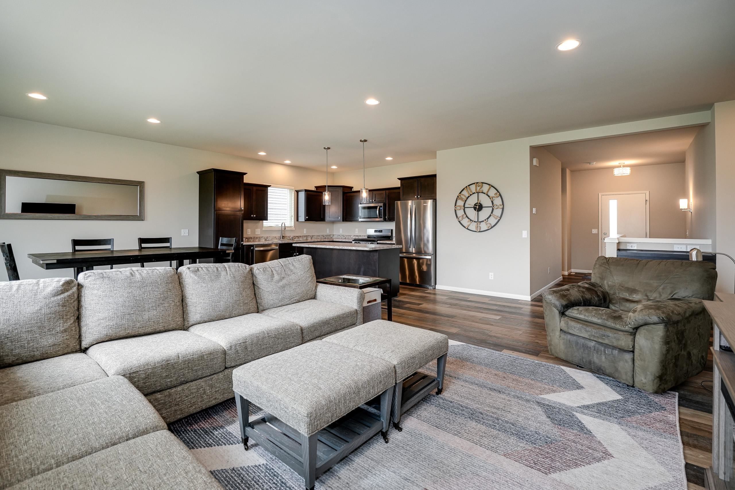 1237 Crane Meadow Way