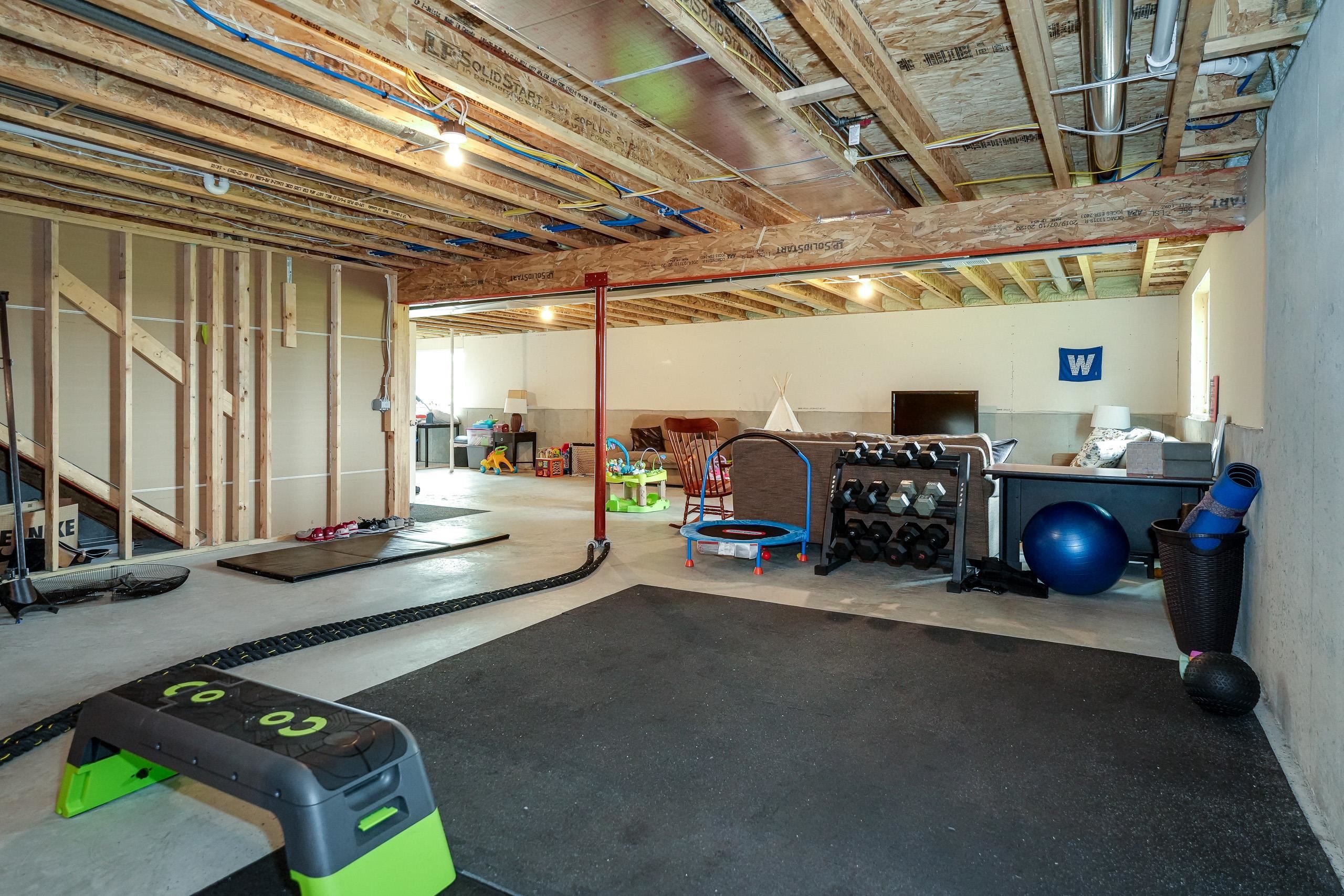 1237 Crane Meadow Way