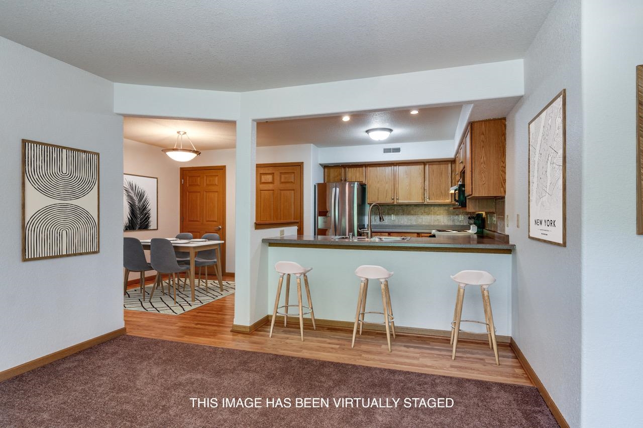 5306 Congress Avenue 4