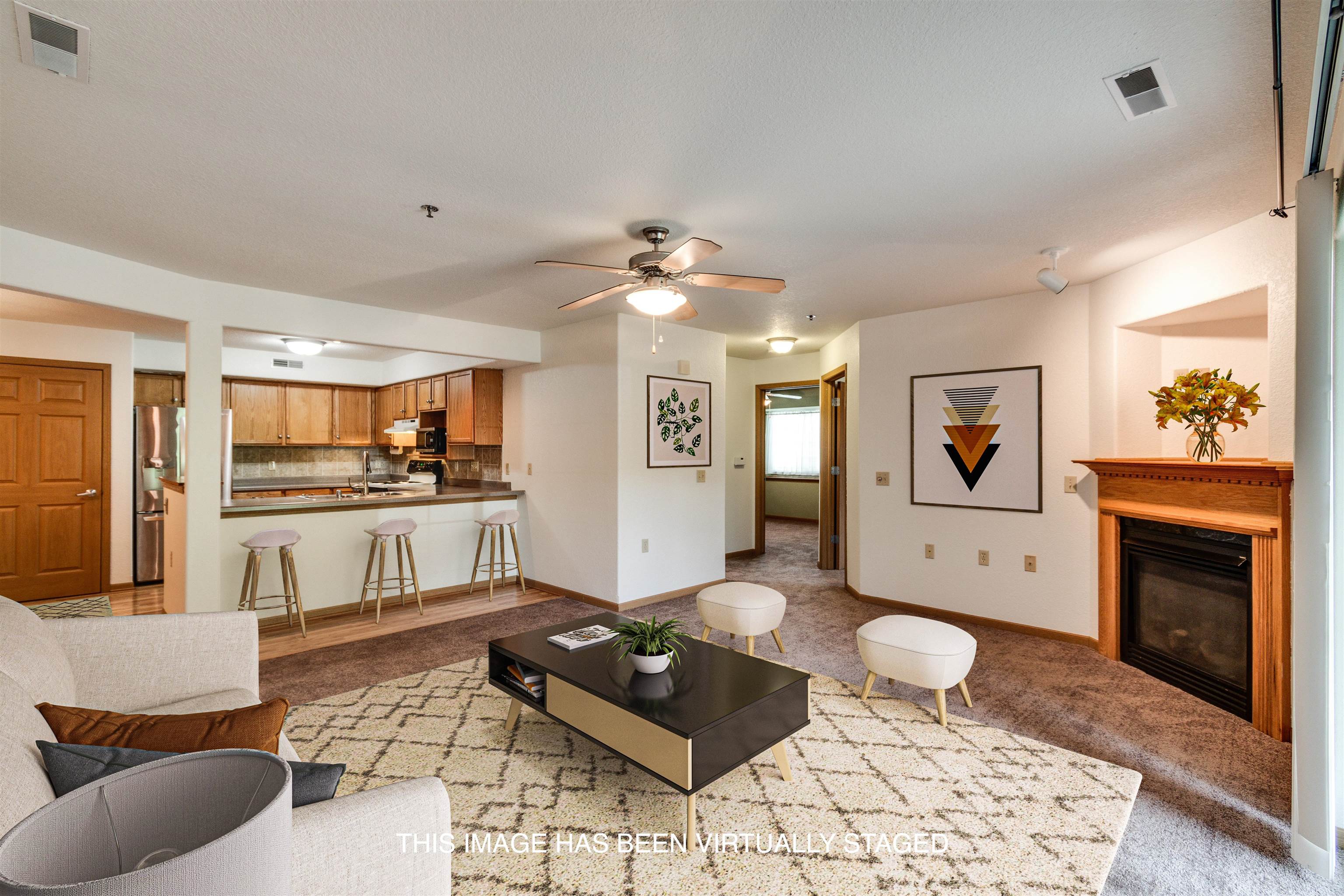 5306 Congress Avenue 4