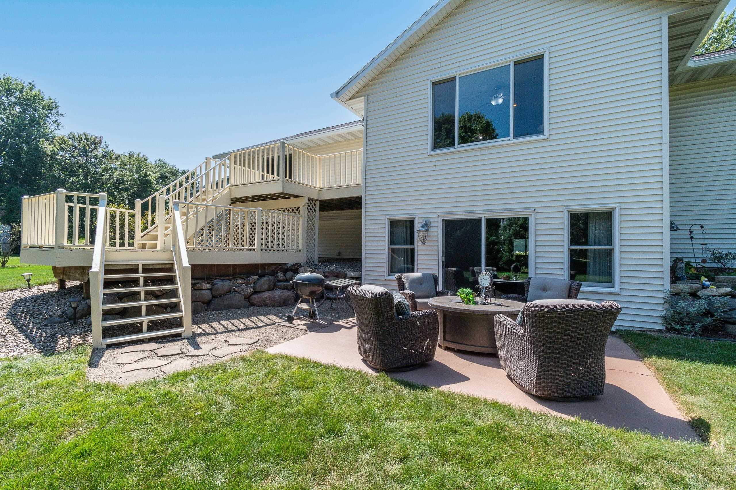 2434 Simpson Court