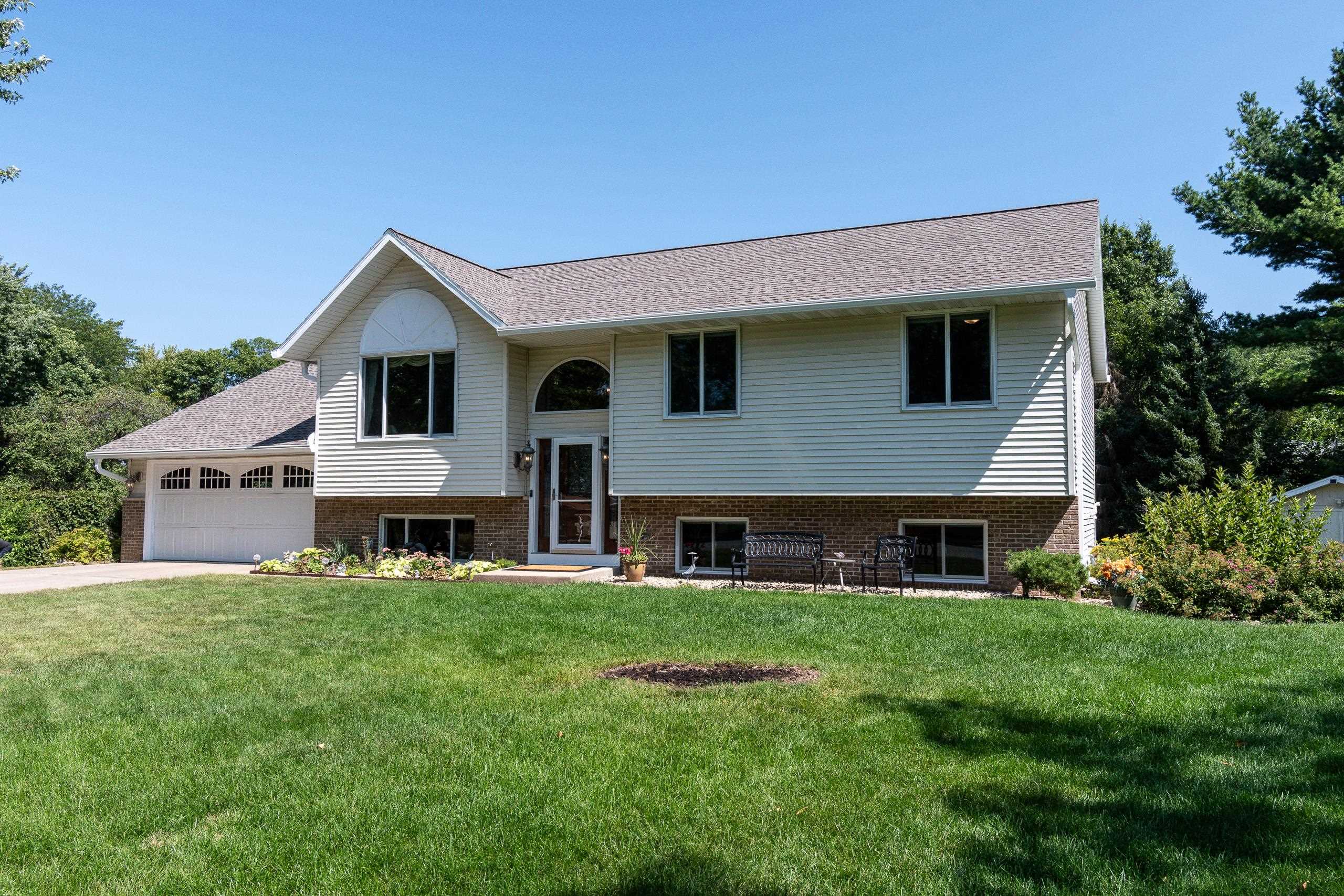 2434 Simpson Court