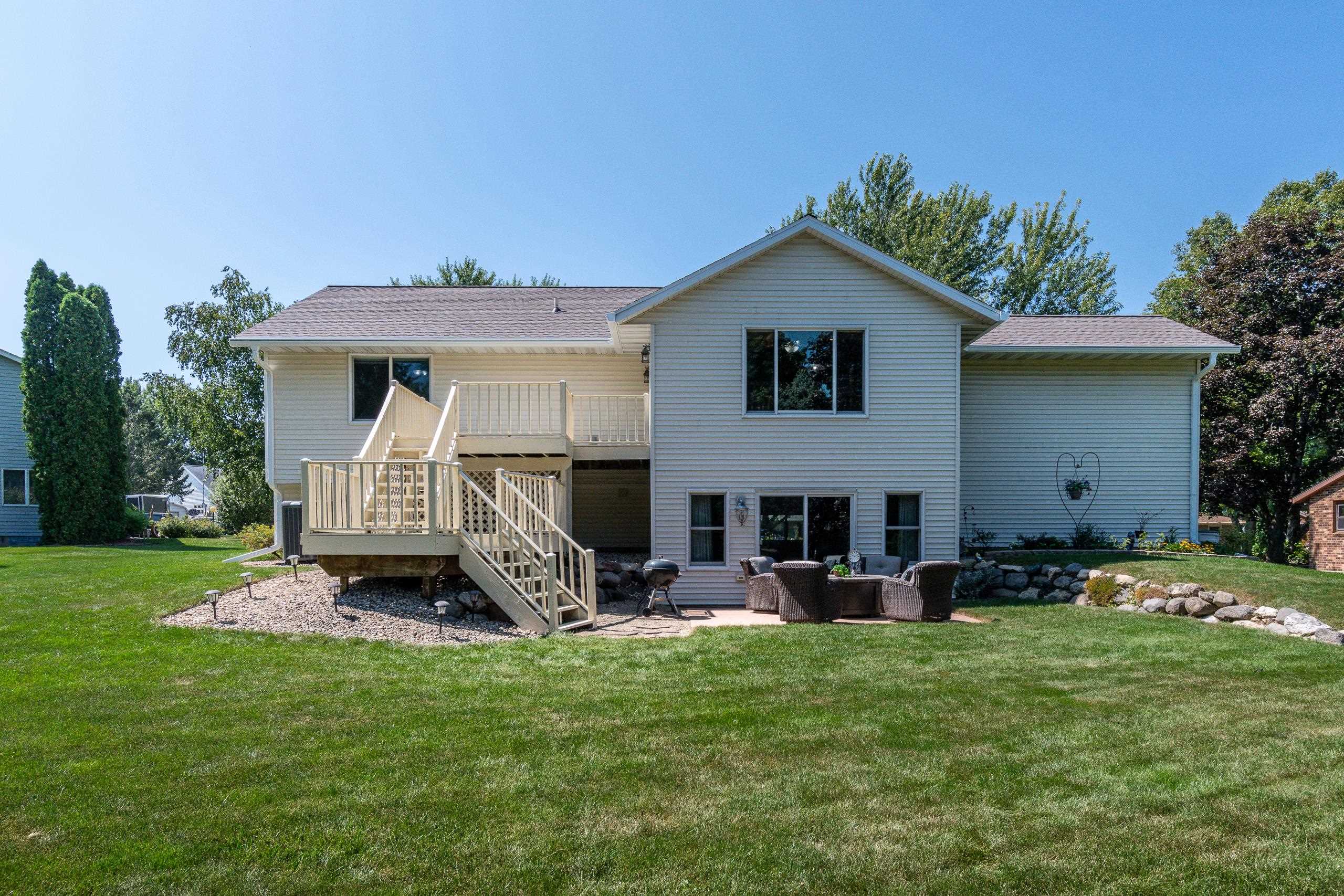 2434 Simpson Court