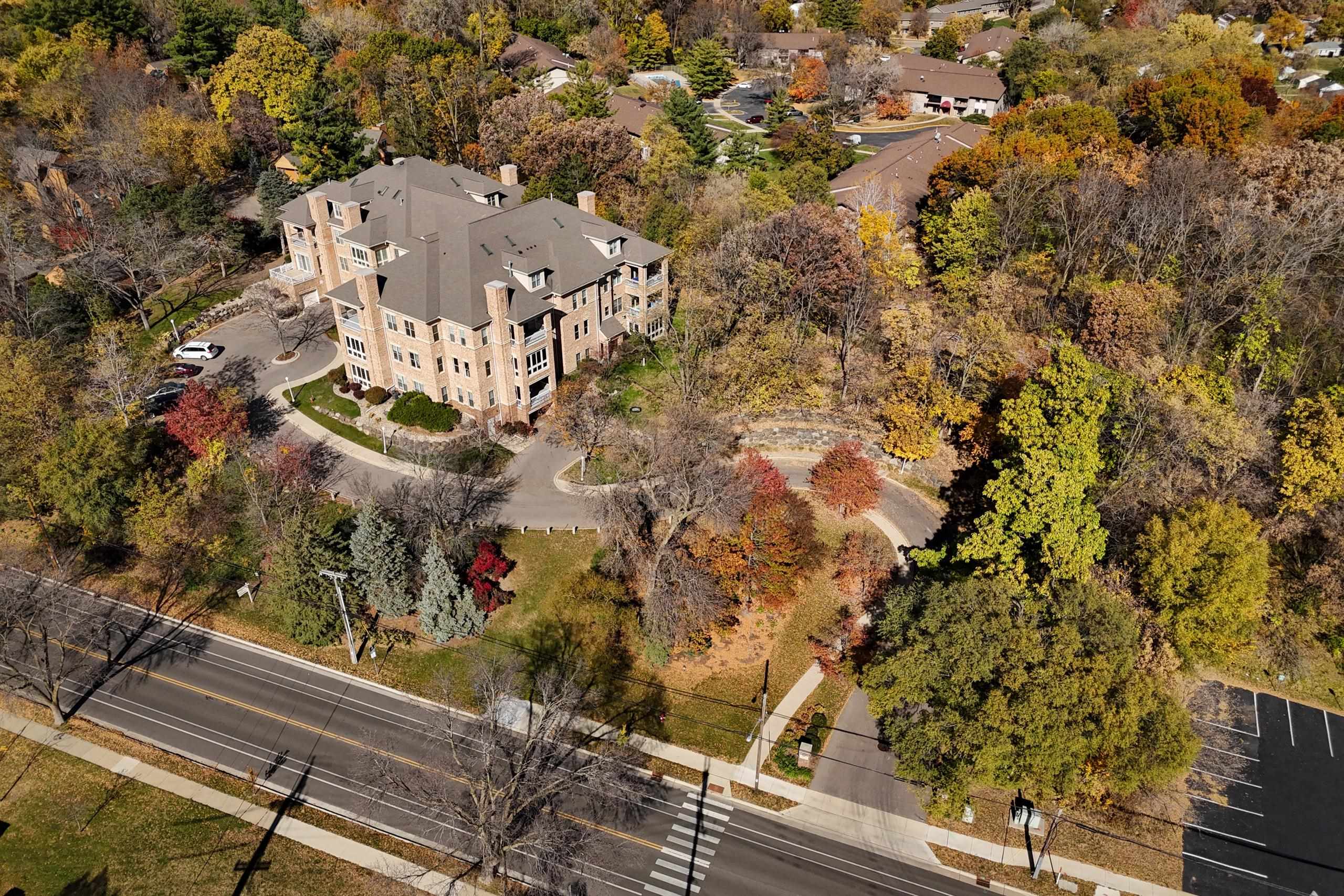 5418 Old Middleton Road 302