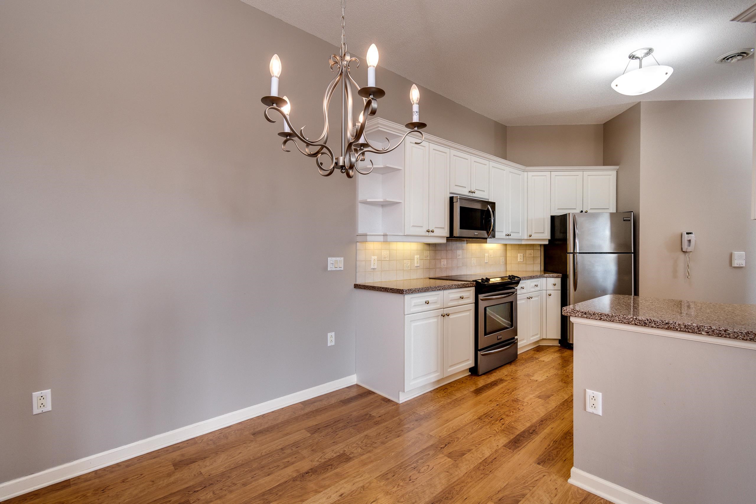 5418 Old Middleton Road 302