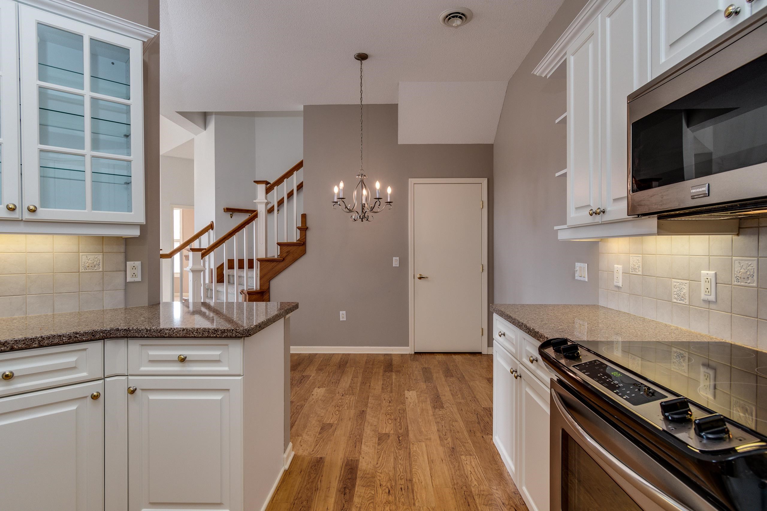 5418 Old Middleton Road 302