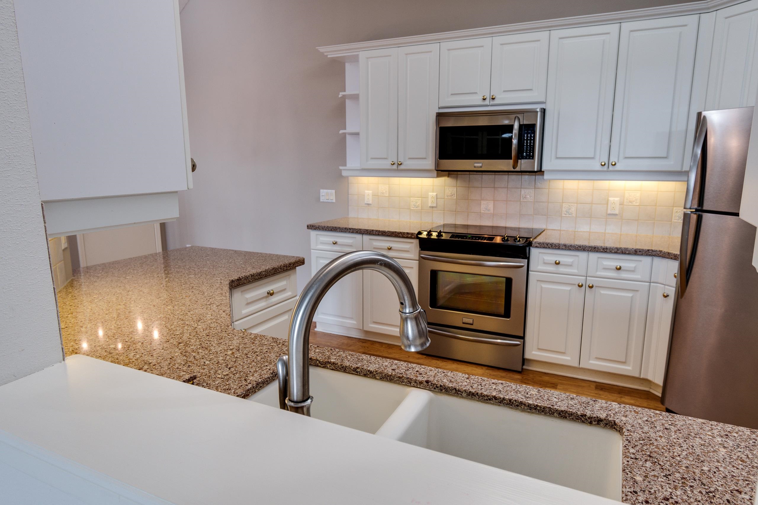 5418 Old Middleton Road 302