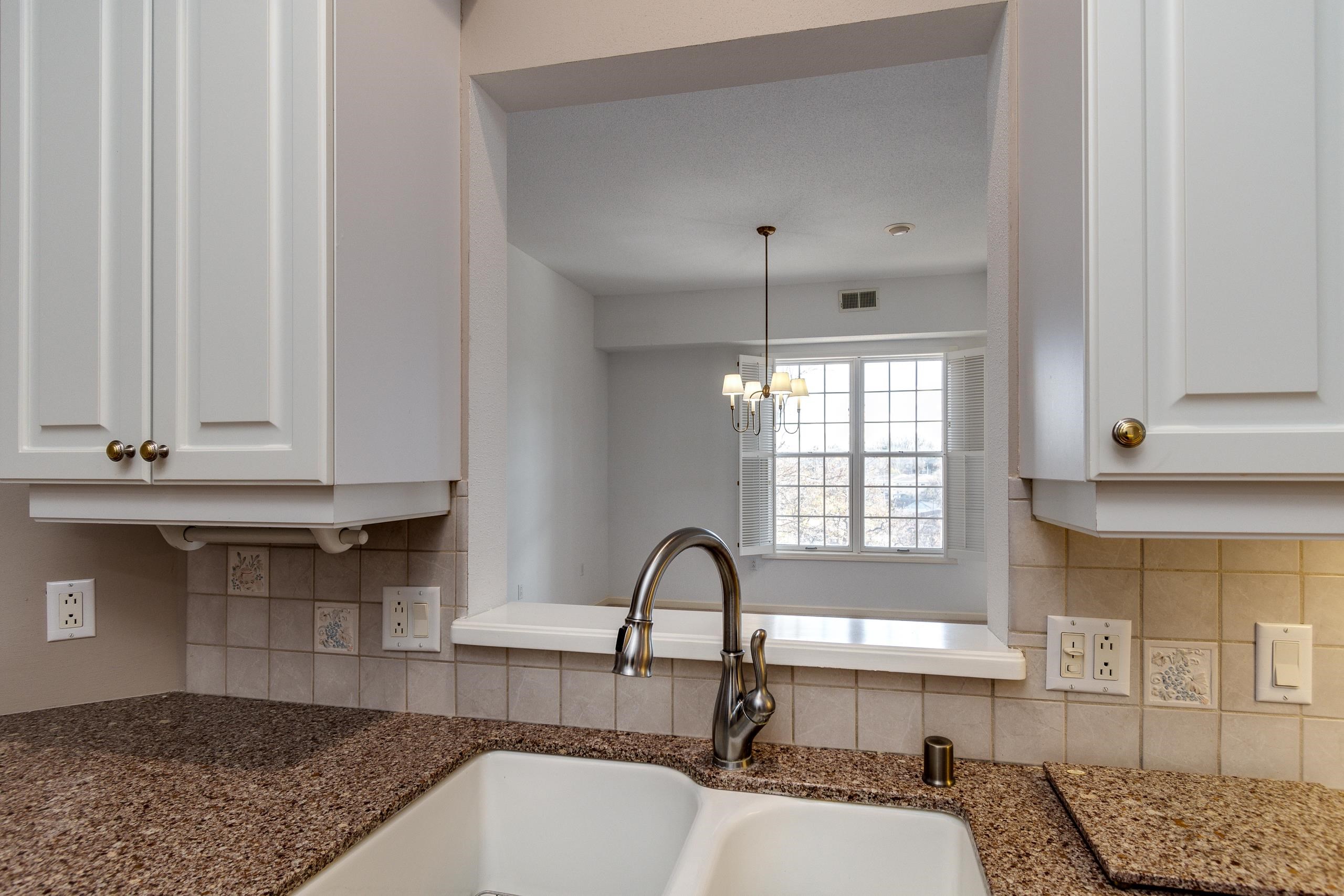 5418 Old Middleton Road 302