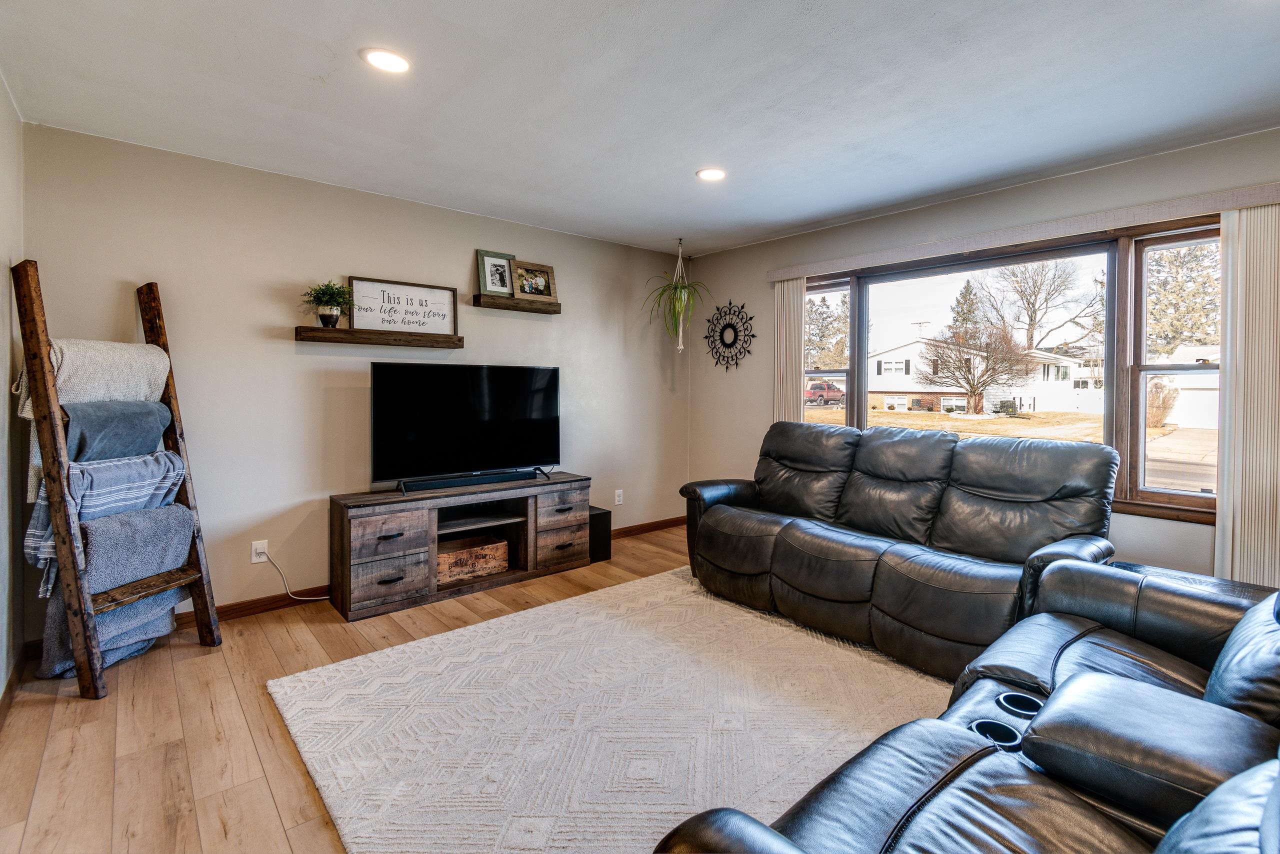 347 E Klubertanz Drive