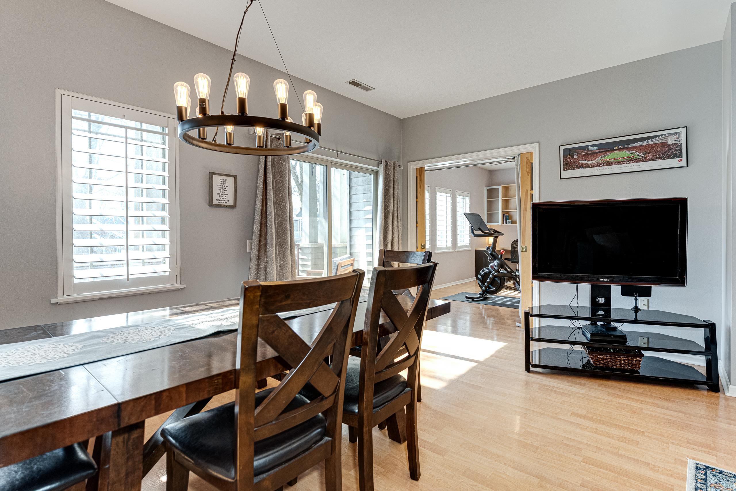 1140 E Dayton Street 104