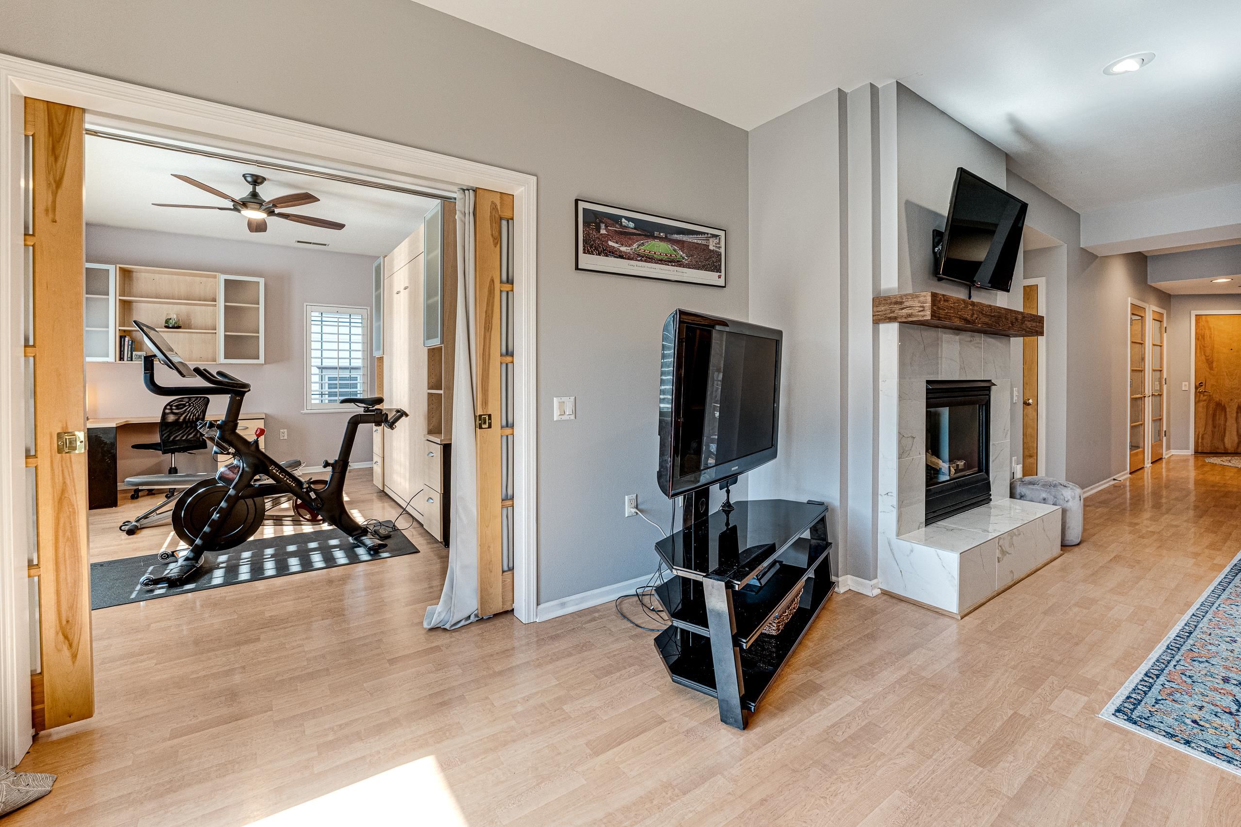 1140 E Dayton Street 104