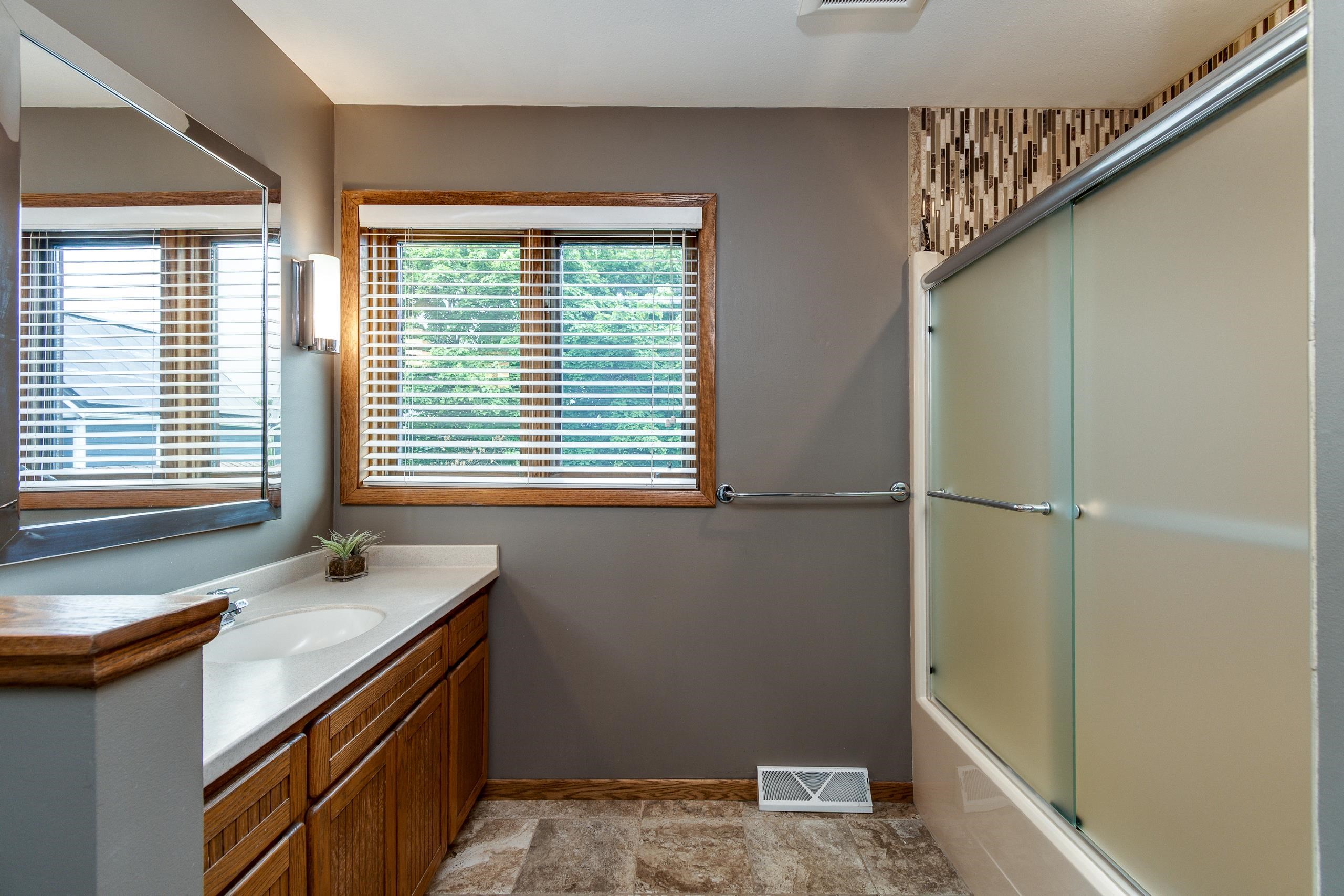 3154 Waucheeta Trail