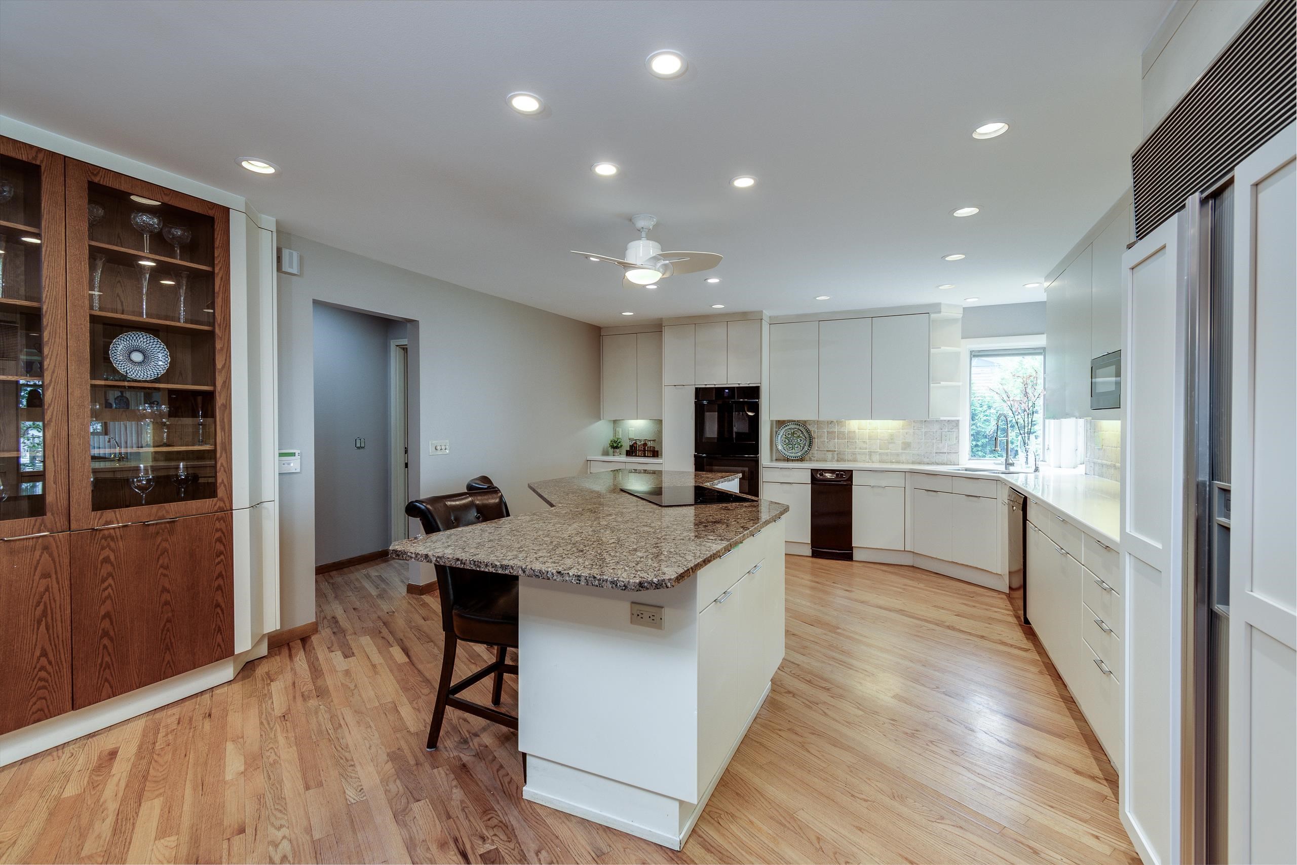 3154 Waucheeta Trail