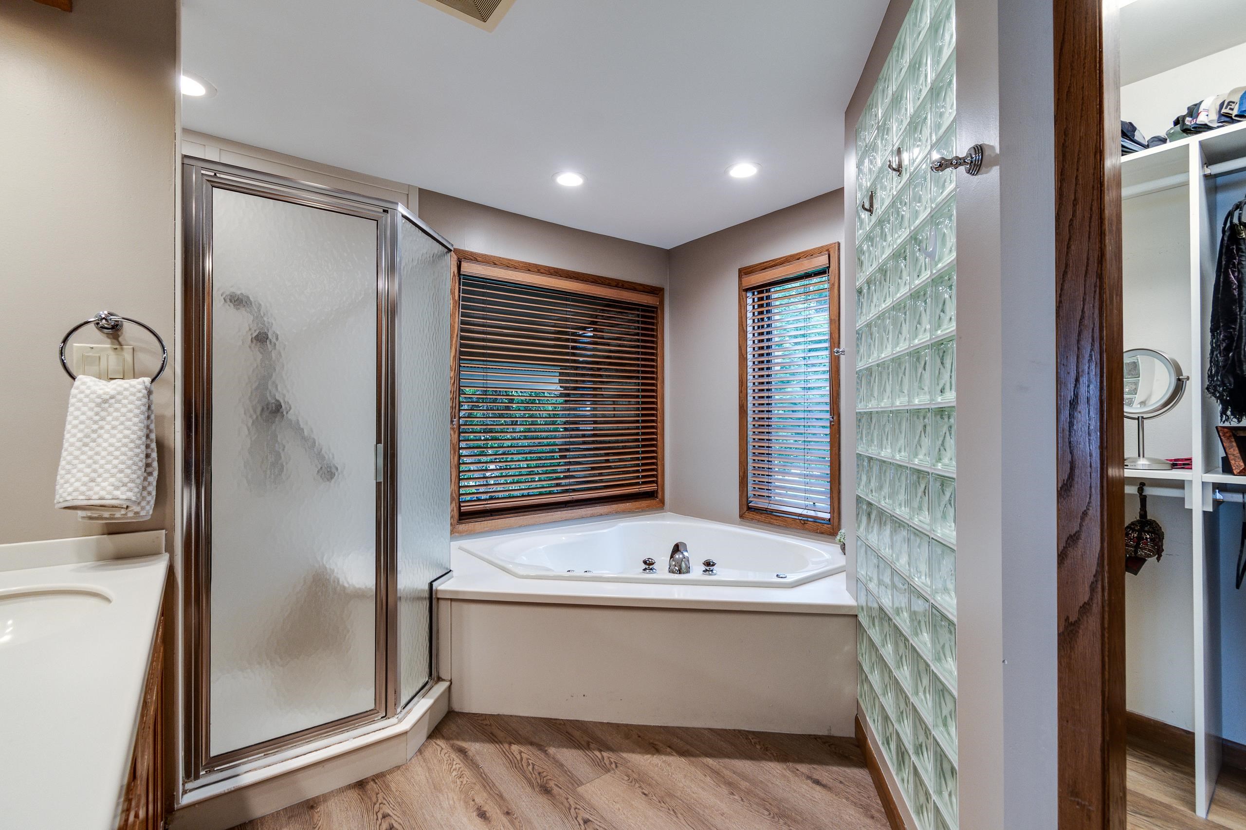 3154 Waucheeta Trail