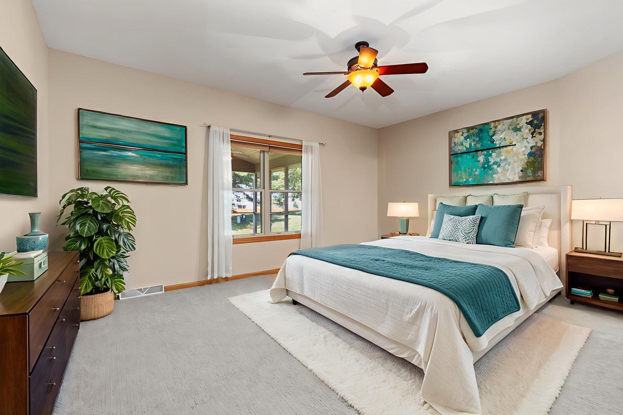 367 N Bergamont Boulevard