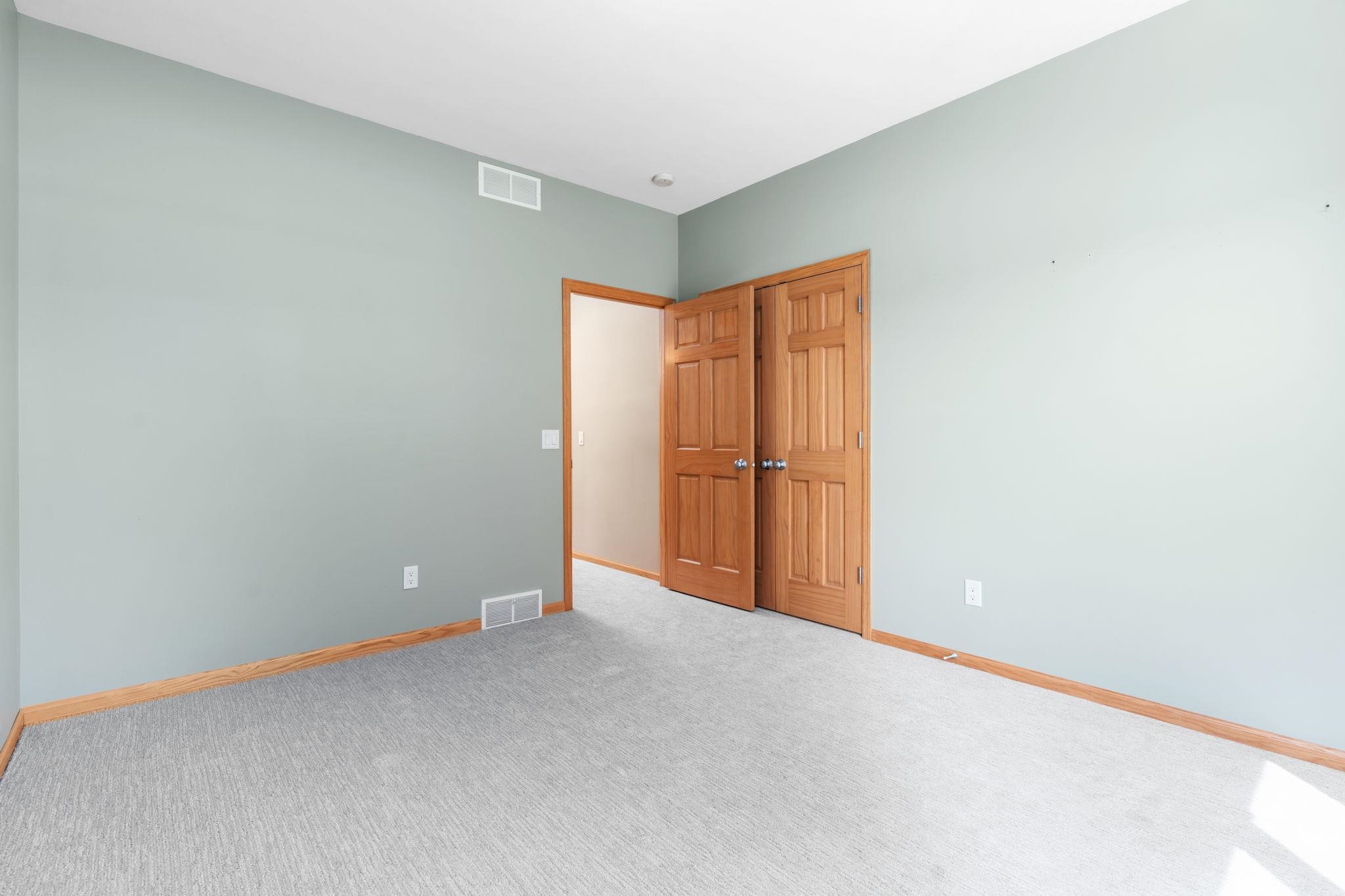 367 N Bergamont Boulevard