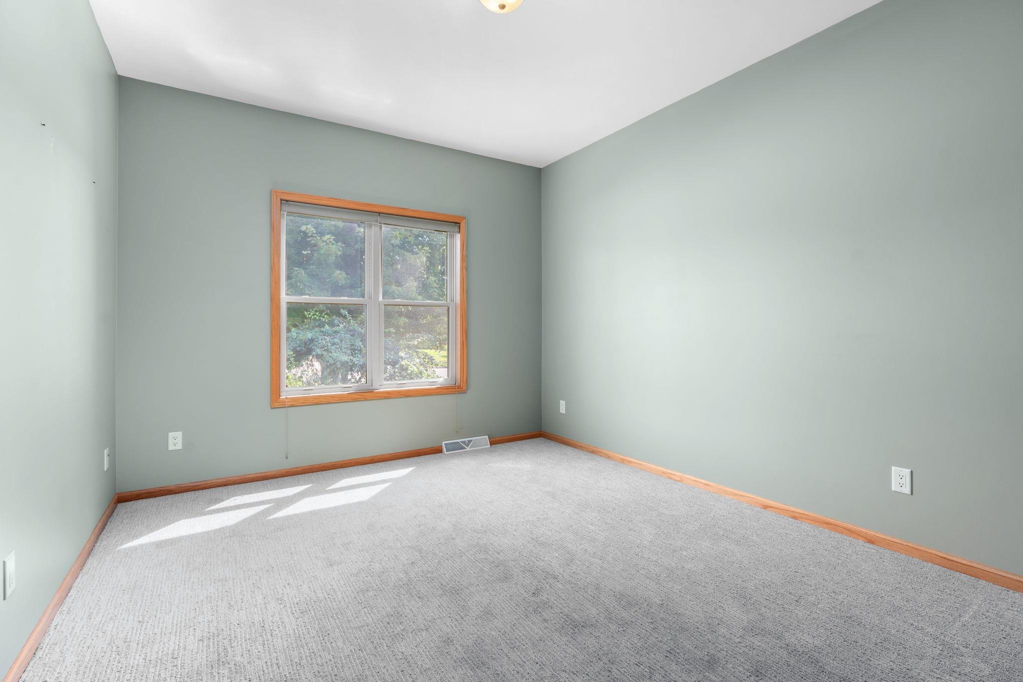 367 N Bergamont Boulevard