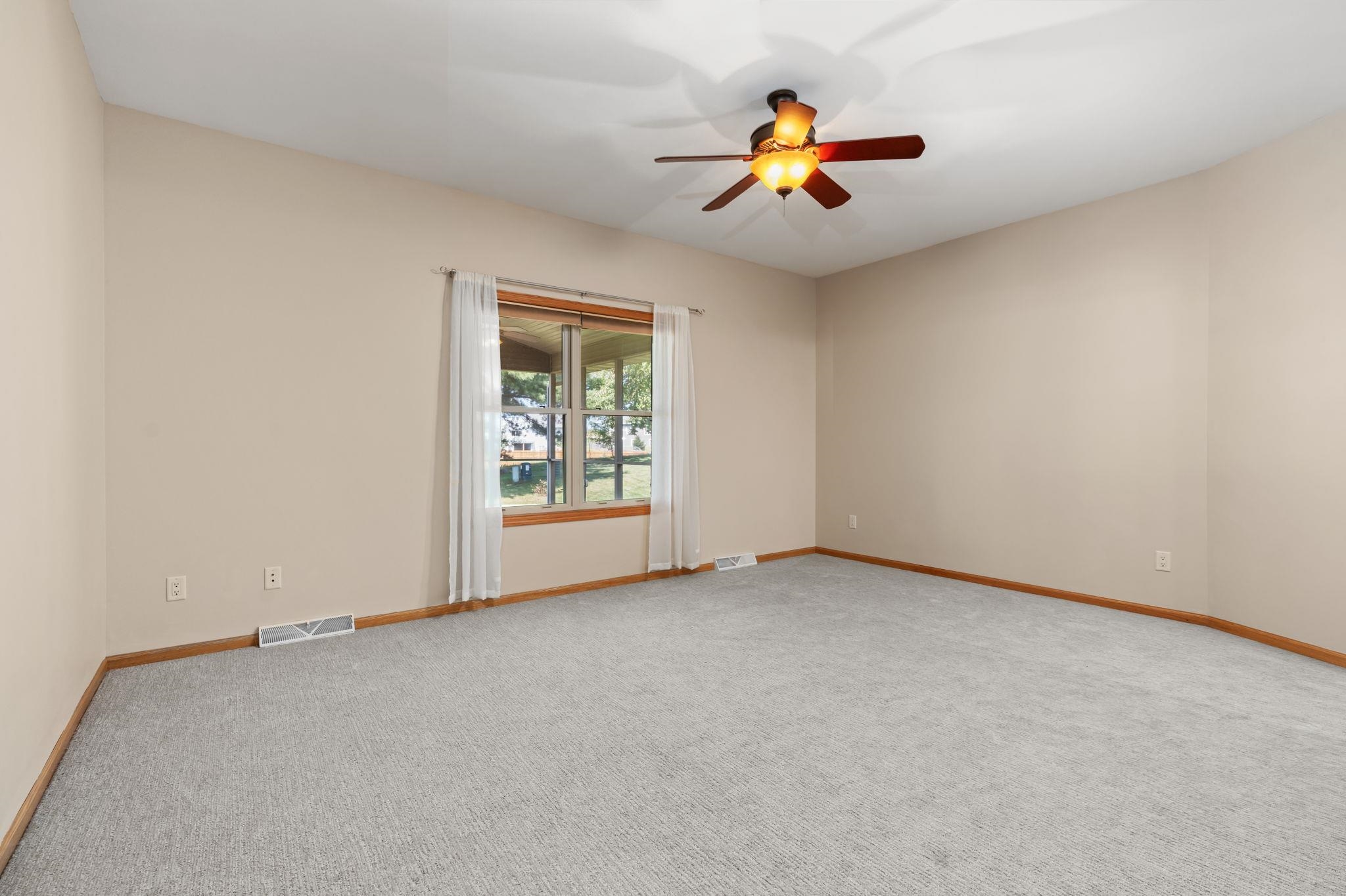 367 N Bergamont Boulevard