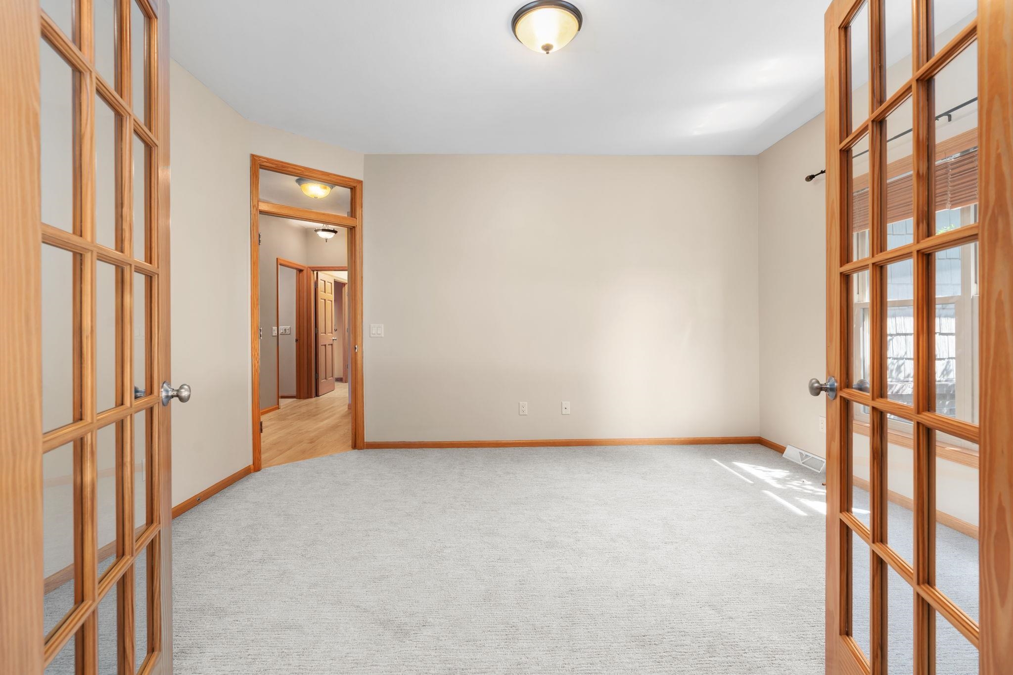 367 N Bergamont Boulevard