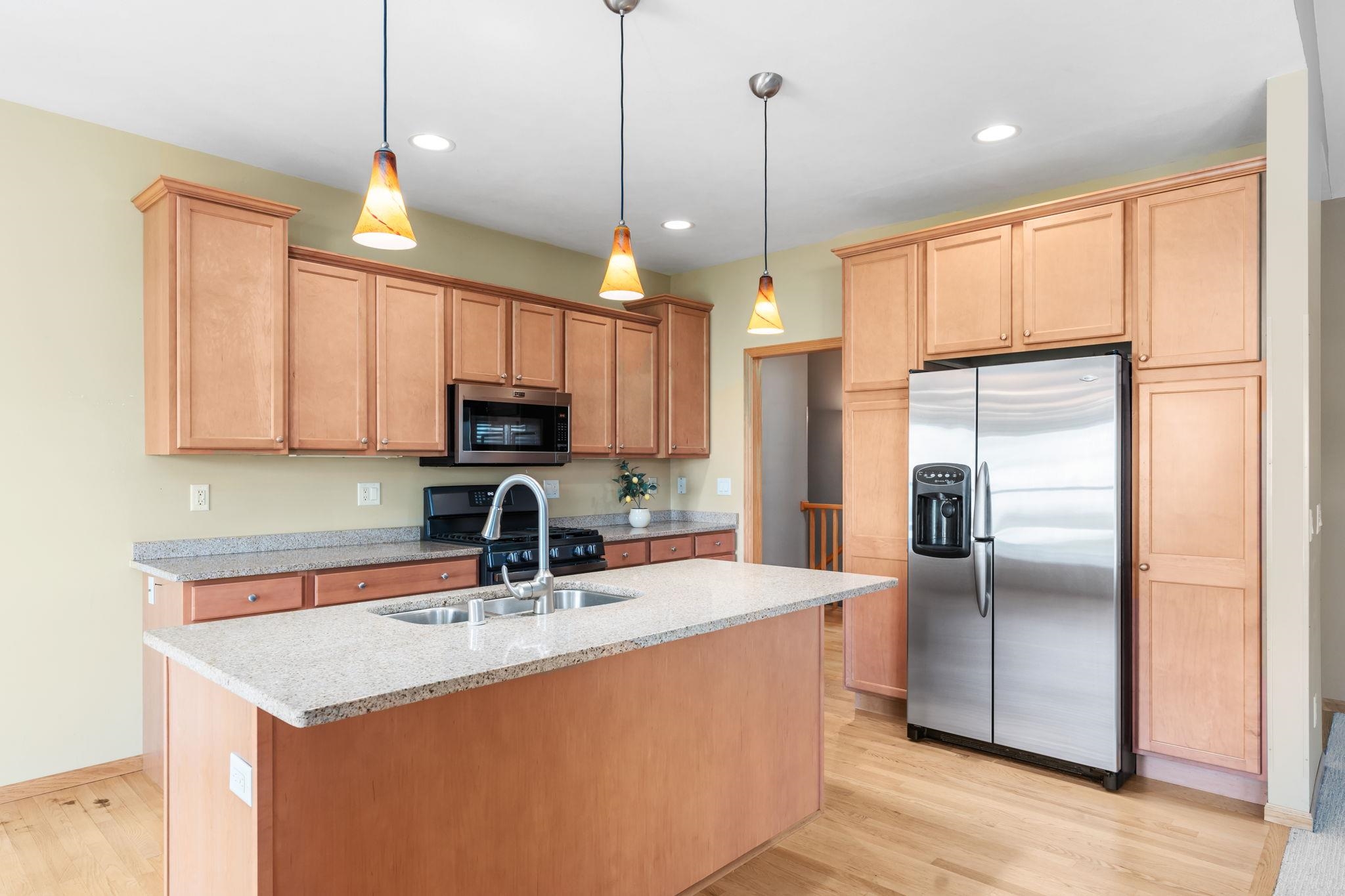 367 N Bergamont Boulevard