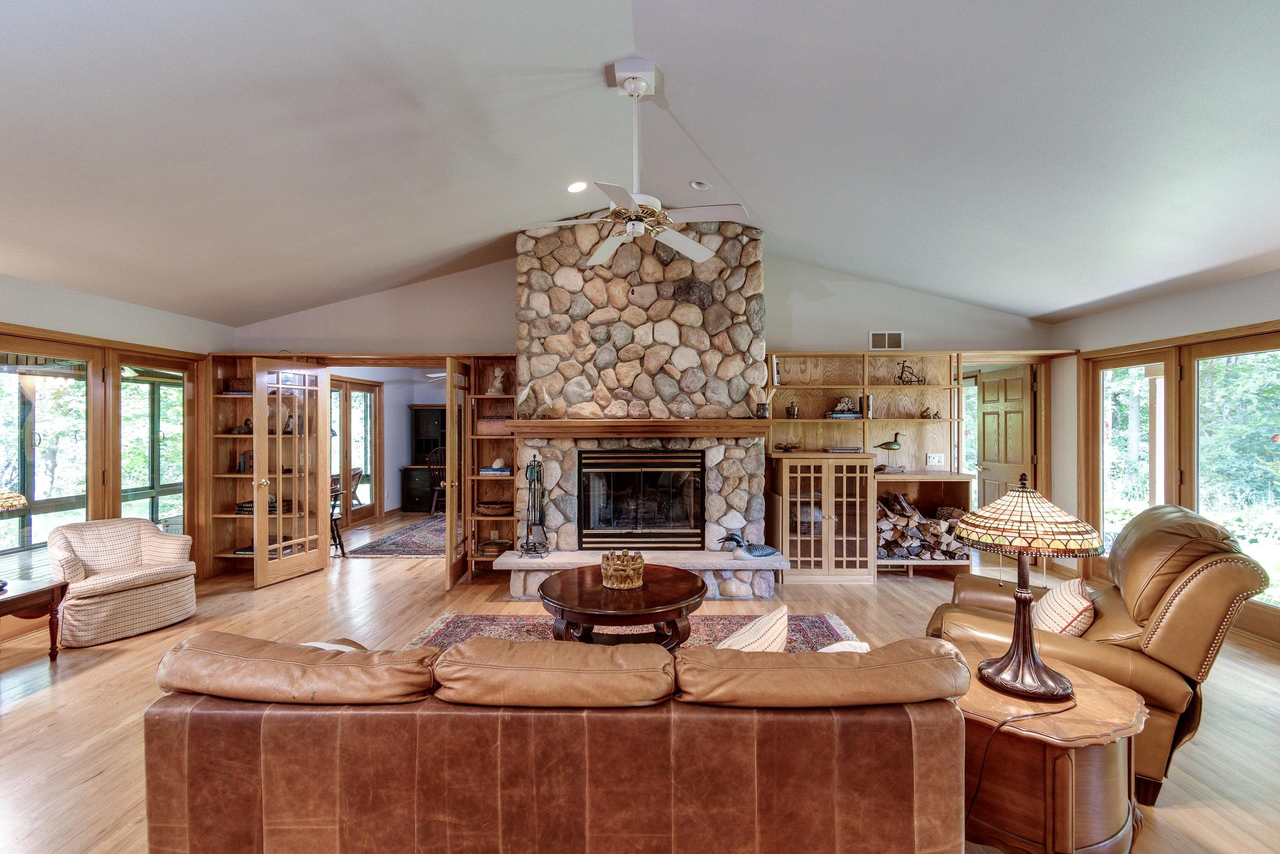 683 County Road N