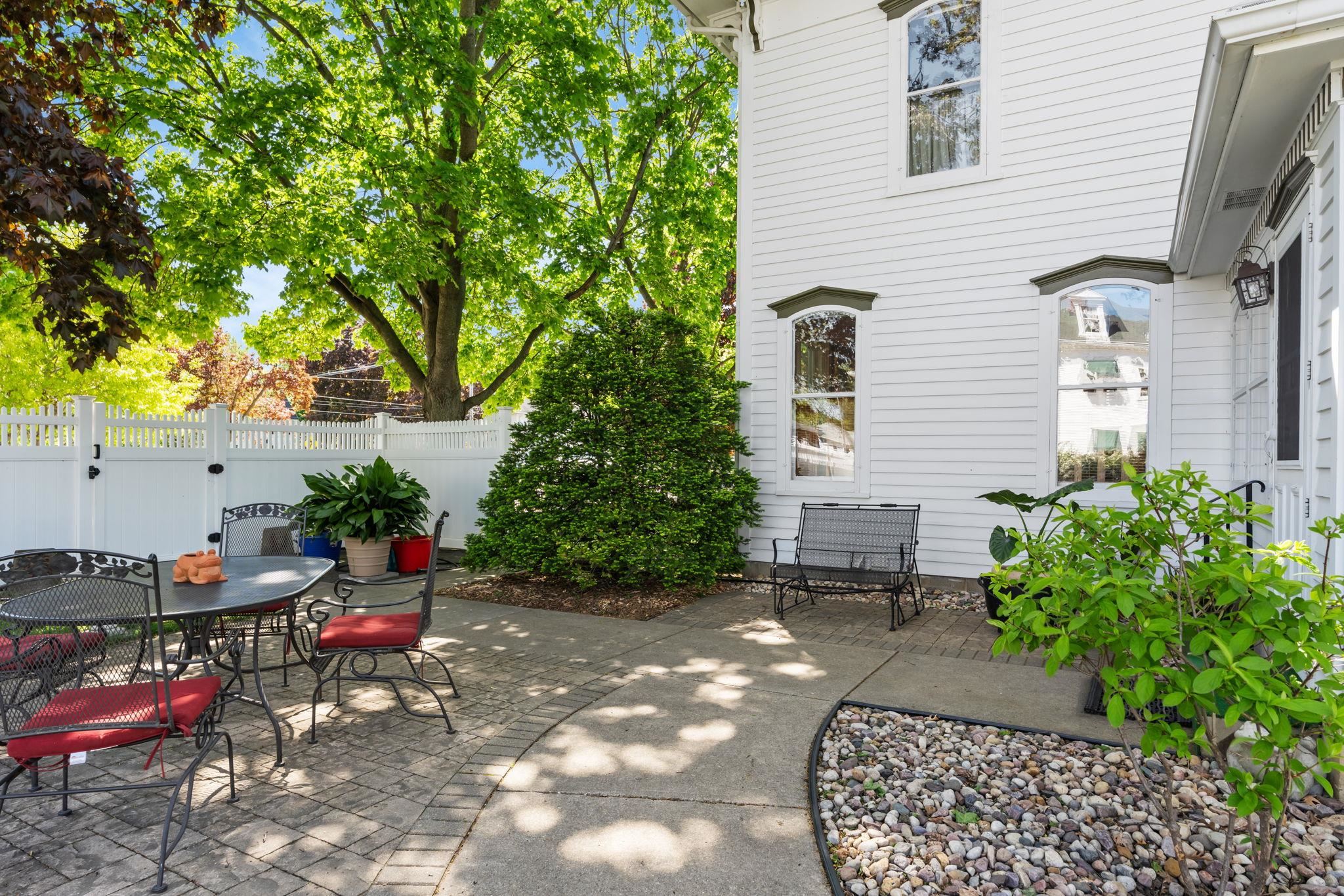 309 N Page Street
