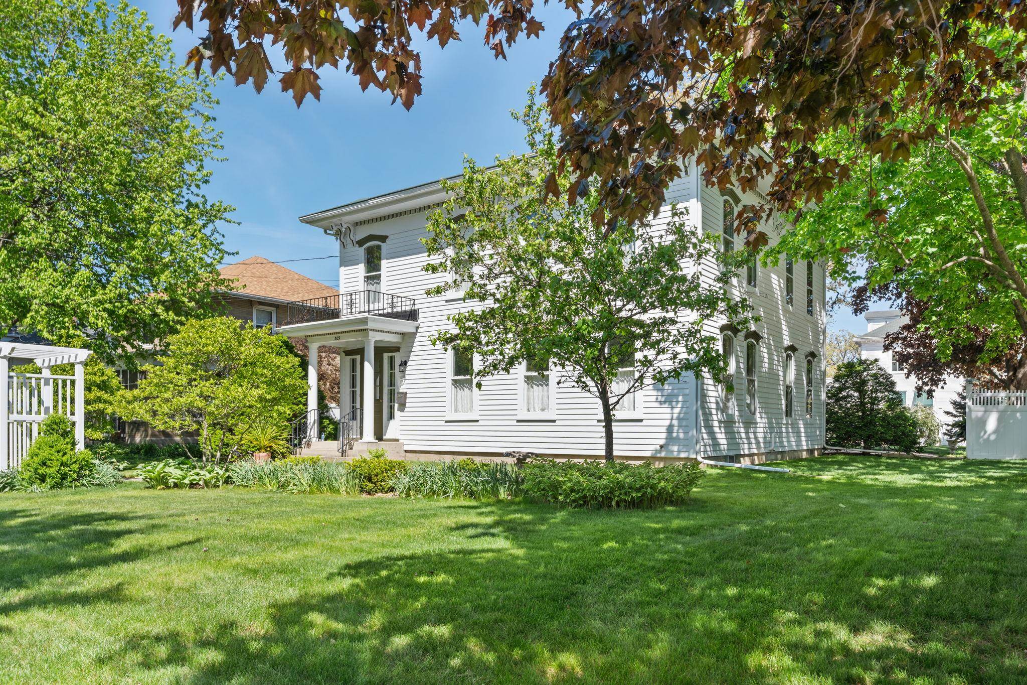 309 N Page Street