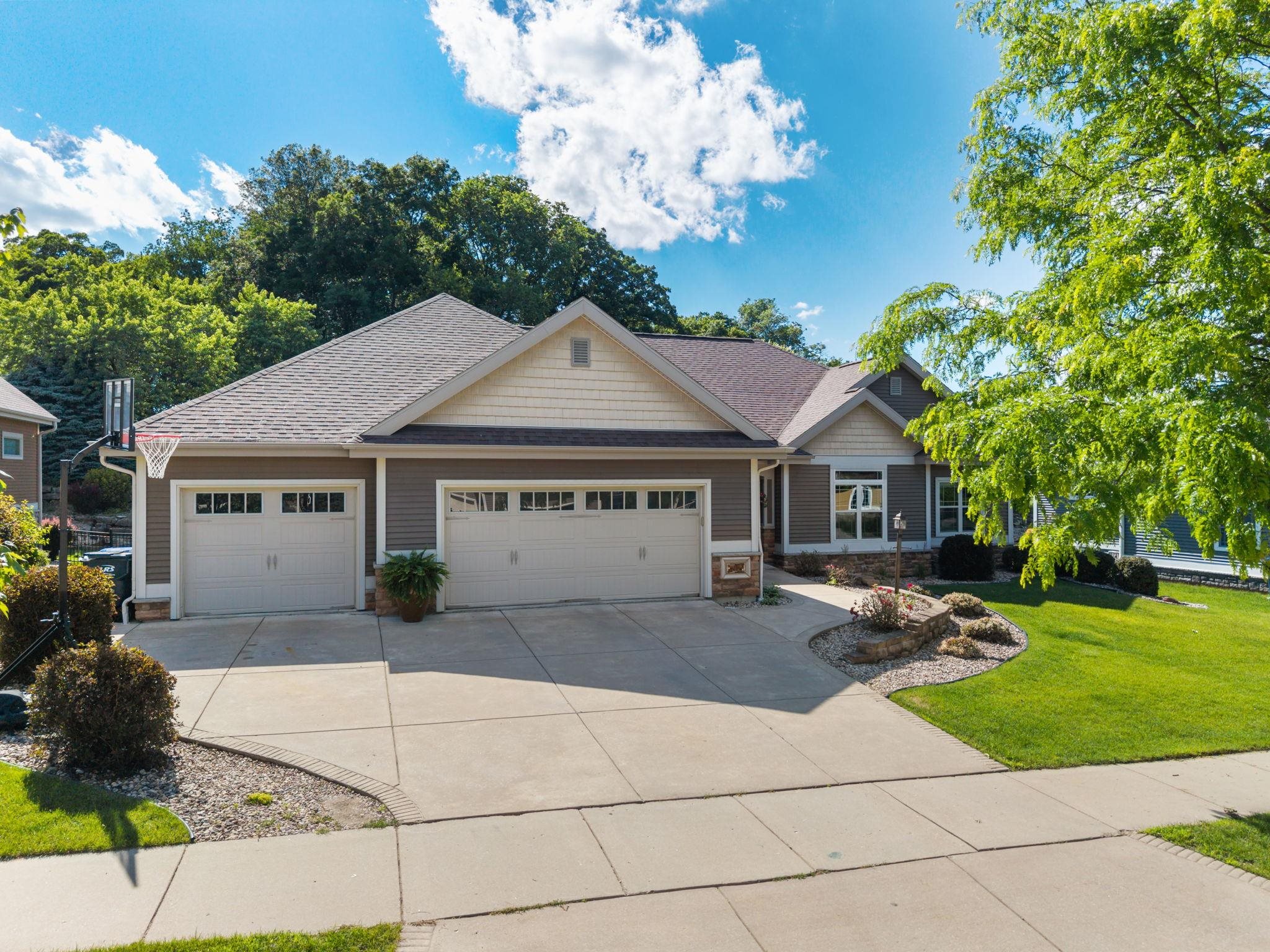 19 Savannah Parkway