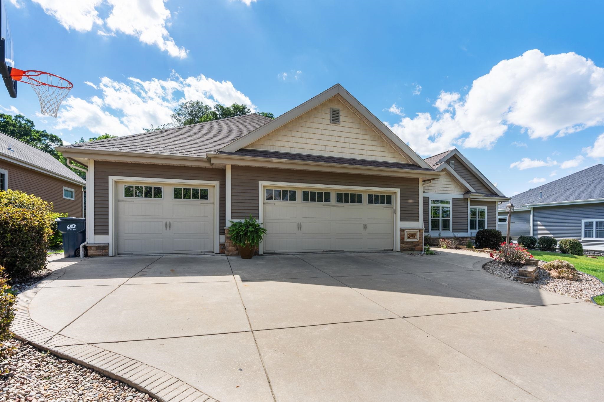 19 Savannah Parkway