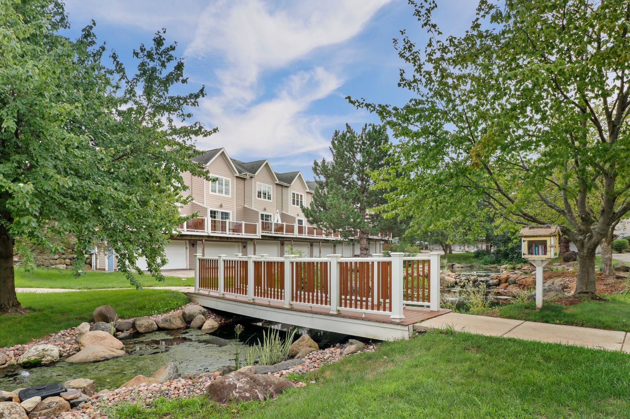5449 Caddis Bend