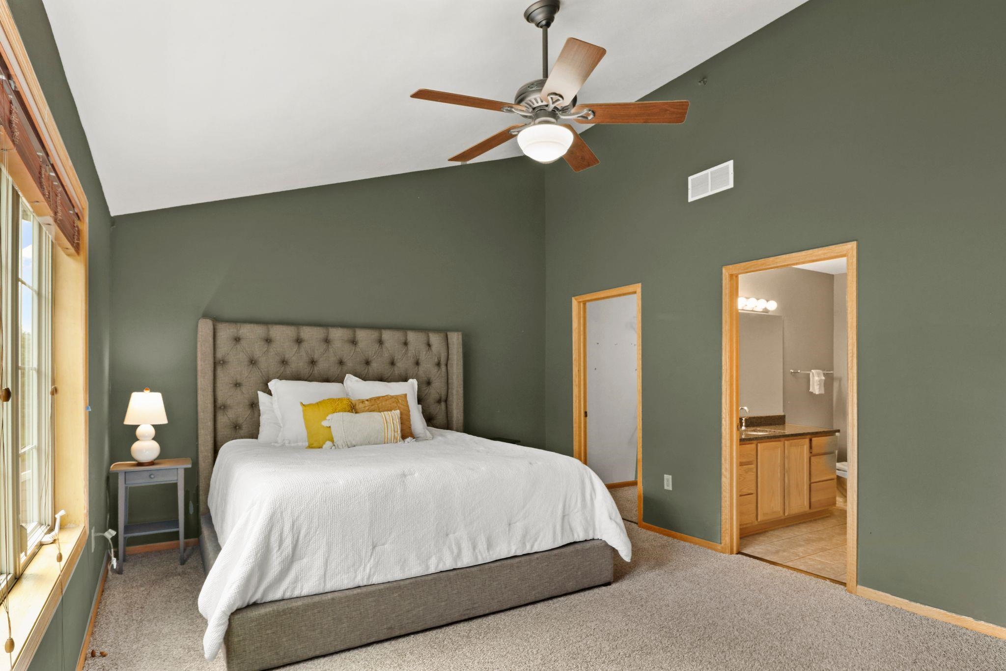 5449 Caddis Bend