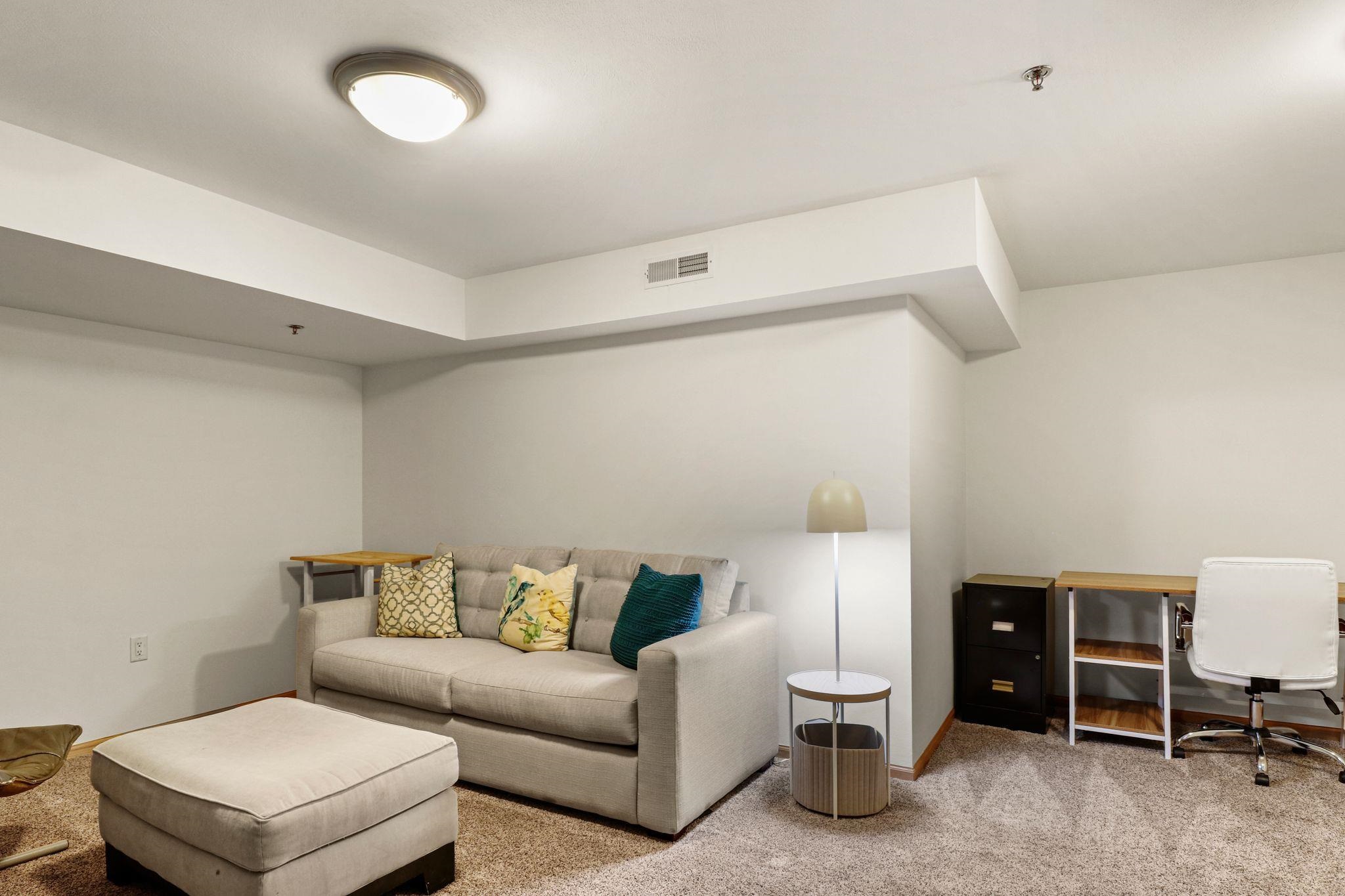 5449 Caddis Bend