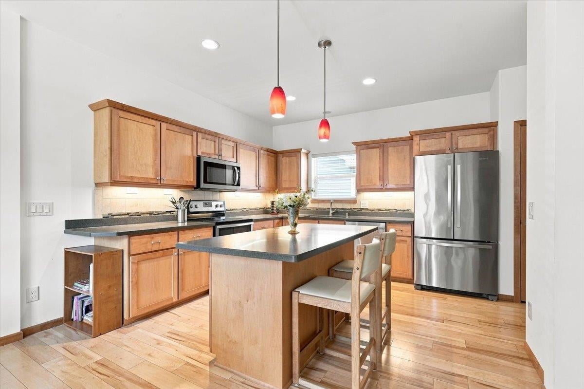 463 North Star Drive