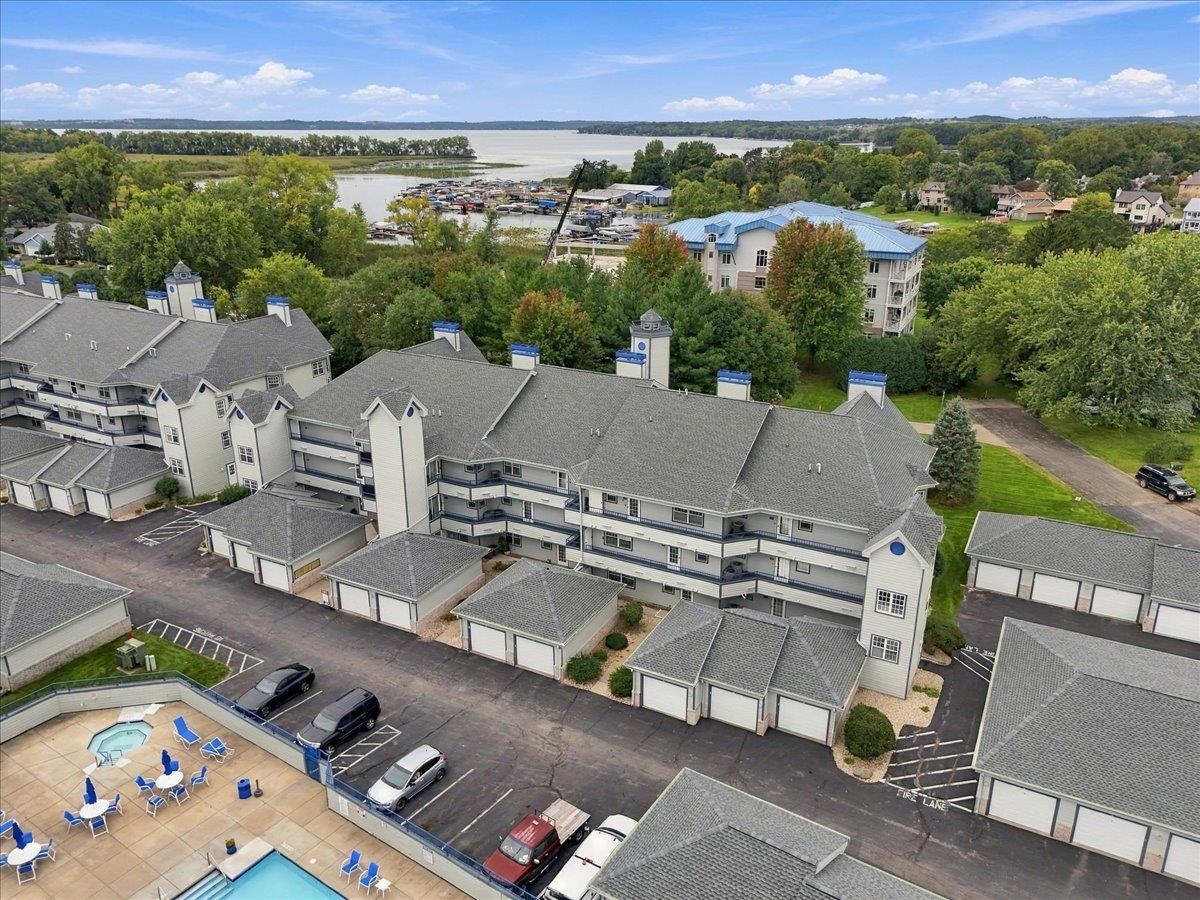 5383 Mariners Cove Drive Unit: 414