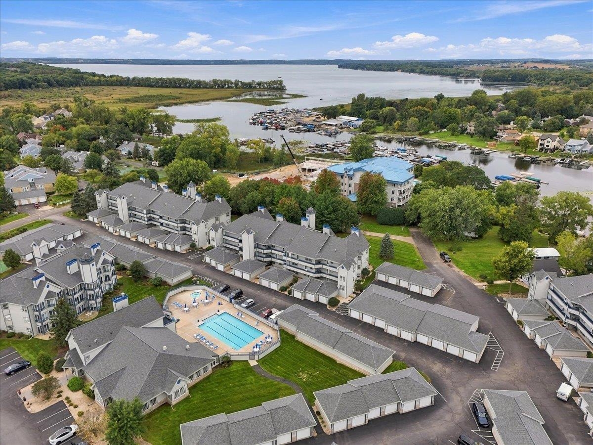 5383 Mariners Cove Drive Unit: 414