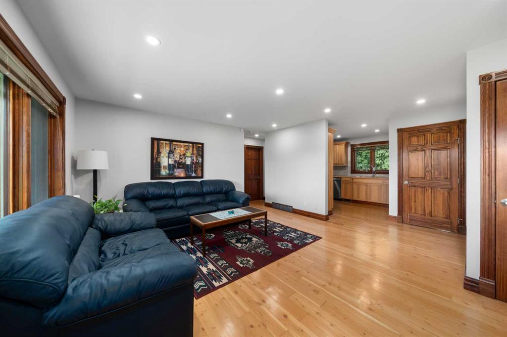 17 Oak Avenue